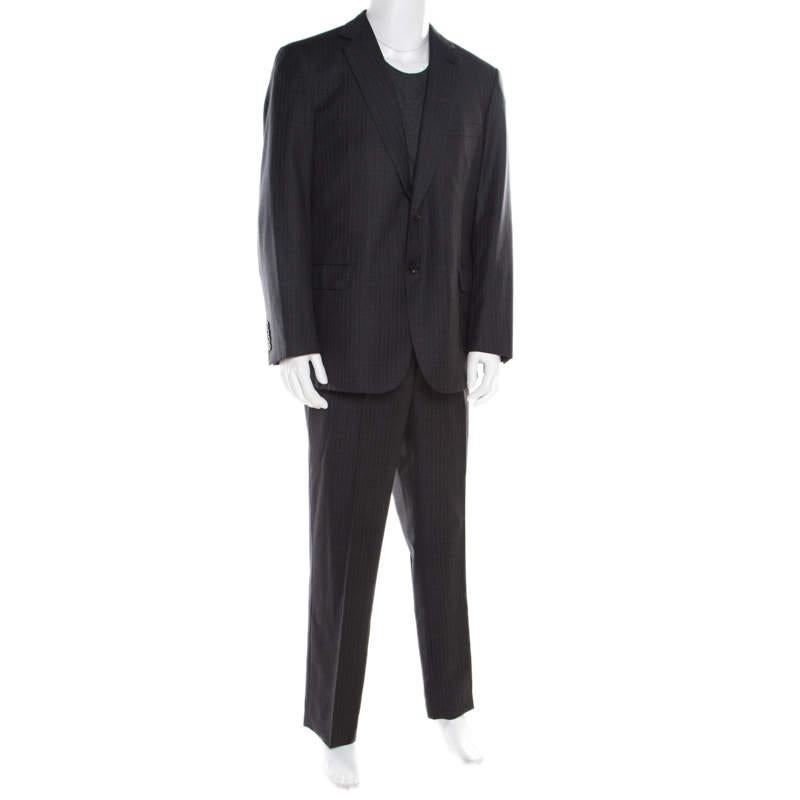 Brioni Grey Herringbone Pattern Wool Tailored Suit XS In Good Condition For Sale In Dubai, Al Qouz 2