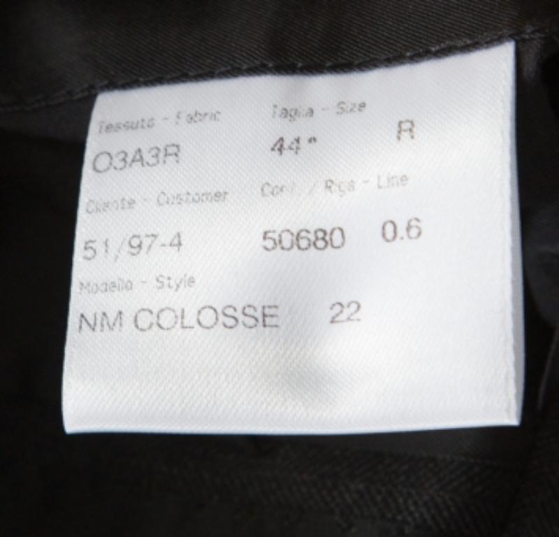 Abito sartoriale in lana a spina di pesce grigio di Brioni XS In condizioni buone in vendita a Dubai, Al Qouz 2