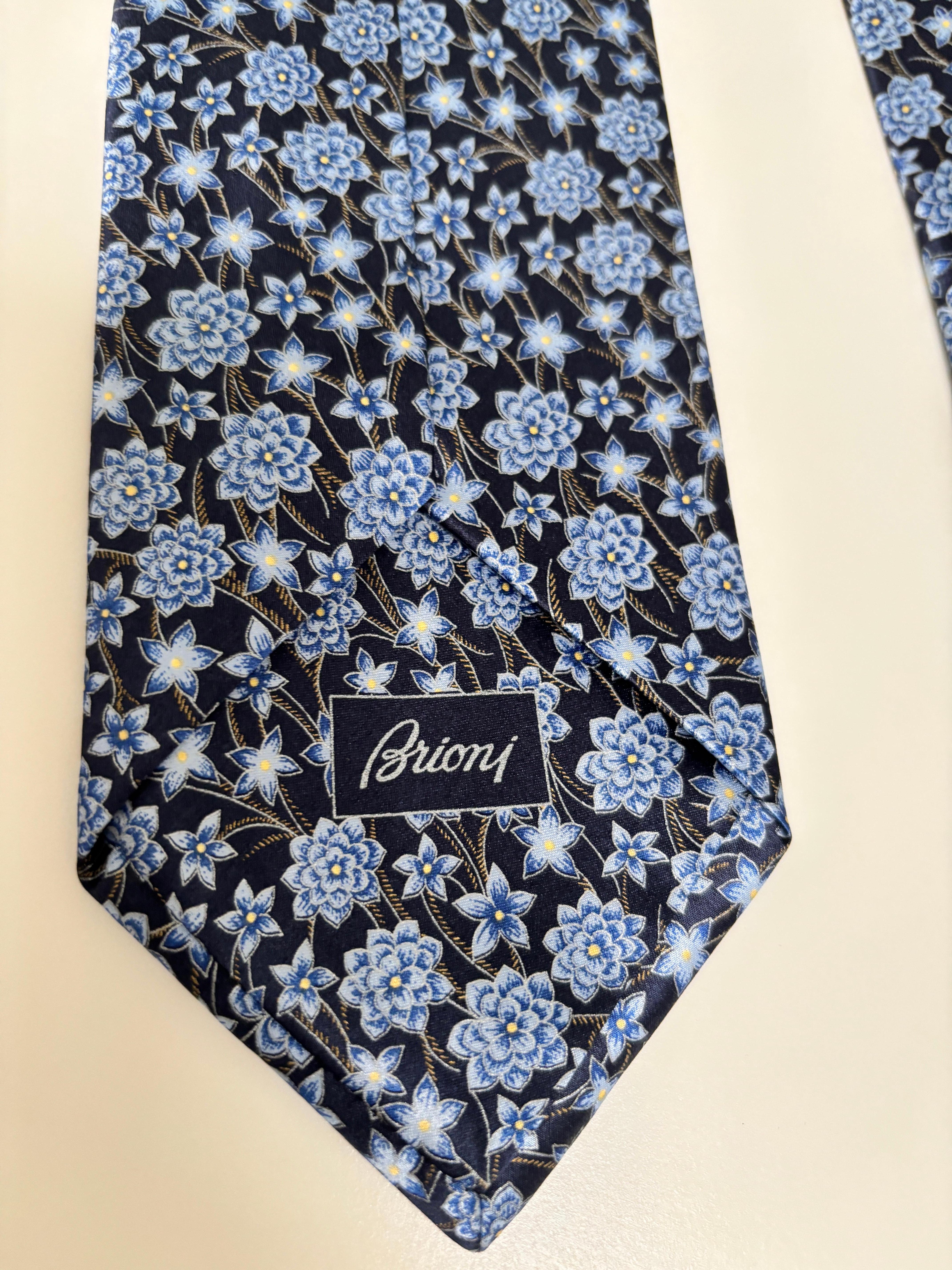 Cravate en soie bleue pour hommes, Brioni en vente 5
