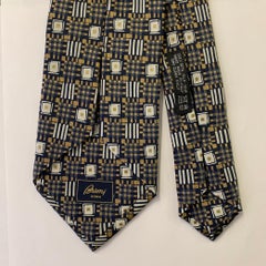 Brioni - Cravate en soie géométrique beige marine