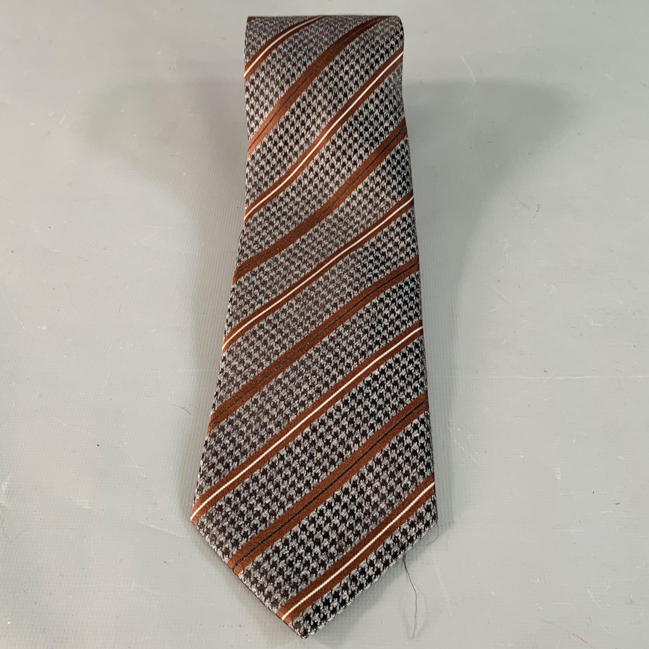 BRIONI Einheitsgröße Braun Grau Hahnentritt Diagonalstreifen Seidenkrawatte im Zustand „Gut“ im Angebot in San Francisco, CA