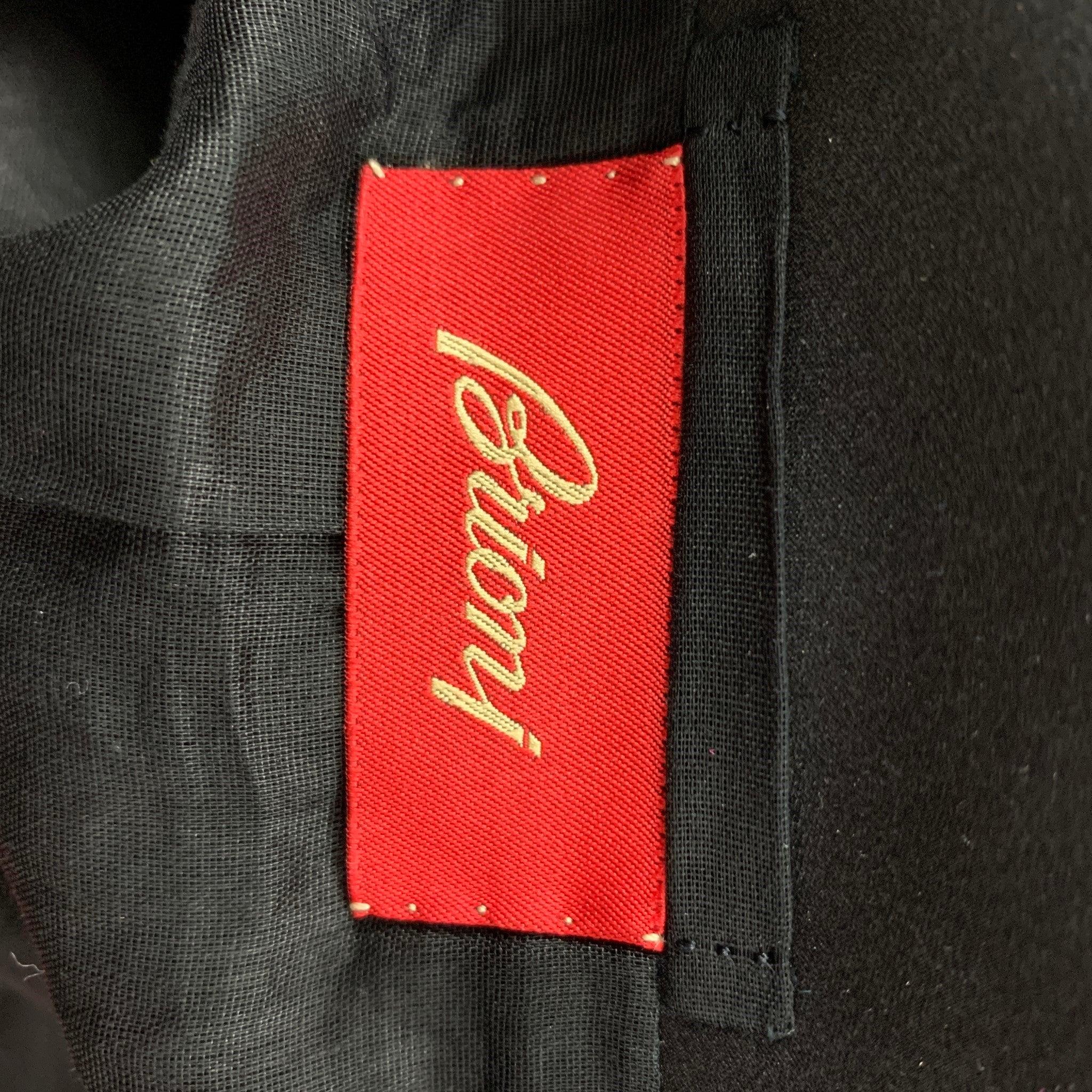 BRIONI Size 10 Black Wool Notch Lapel Cropped Jacket Blazer For Sale 2
