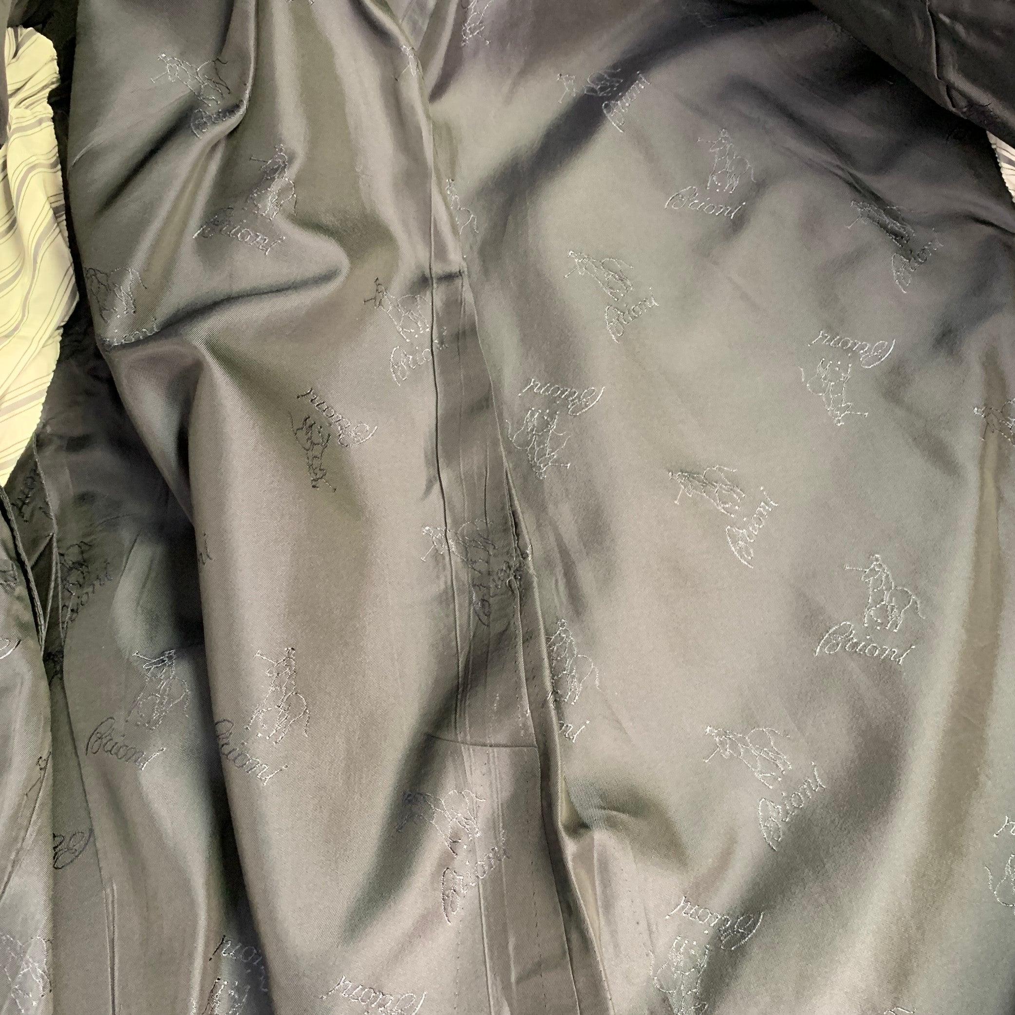 BRIONI, manteau de sport en laine bicolore bleu marine et noir, taille 40 en vente 2