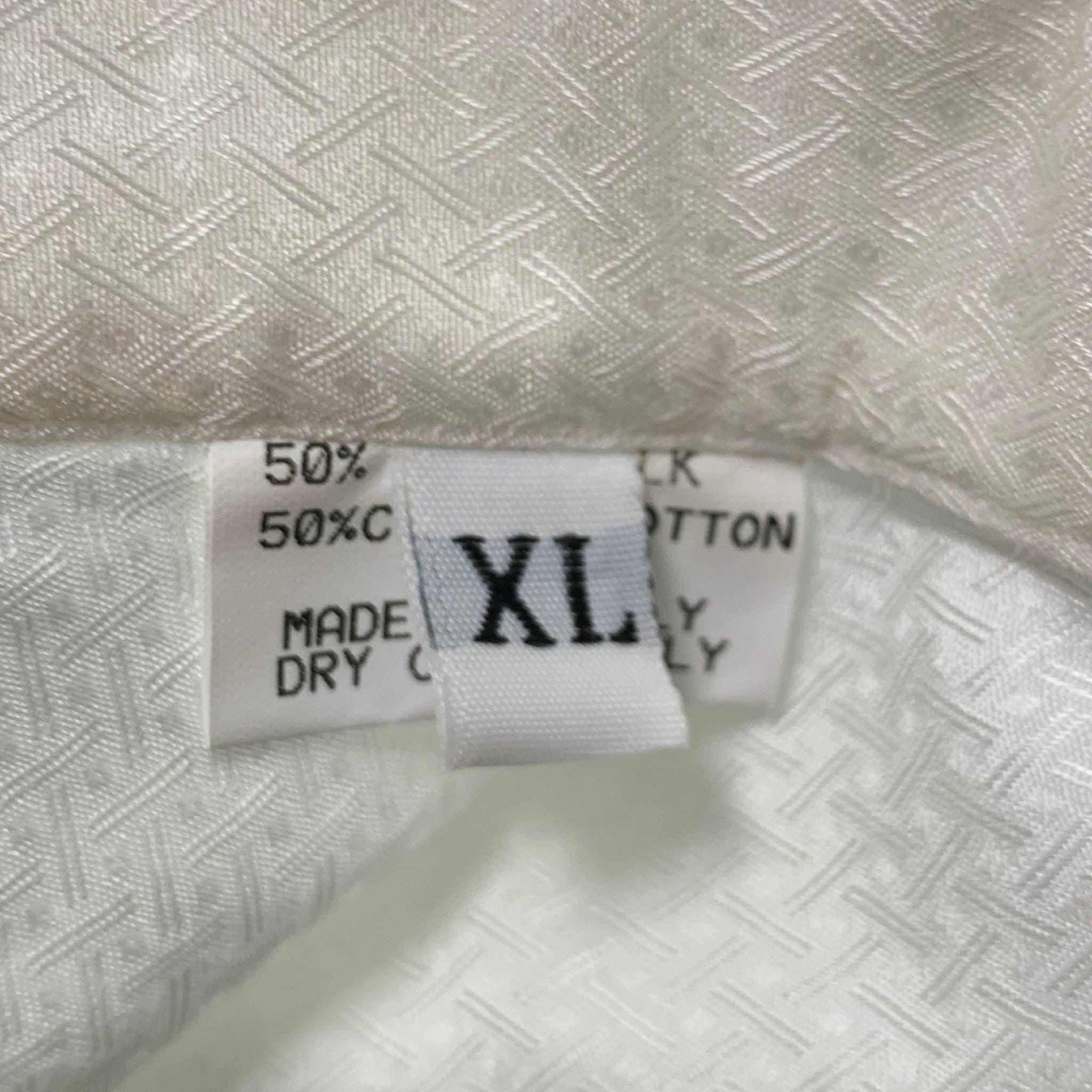 BRIONI Size XL Off White Jacquard Silk Cotton Tuxedo Long Sleeve Shirt For Sale 3