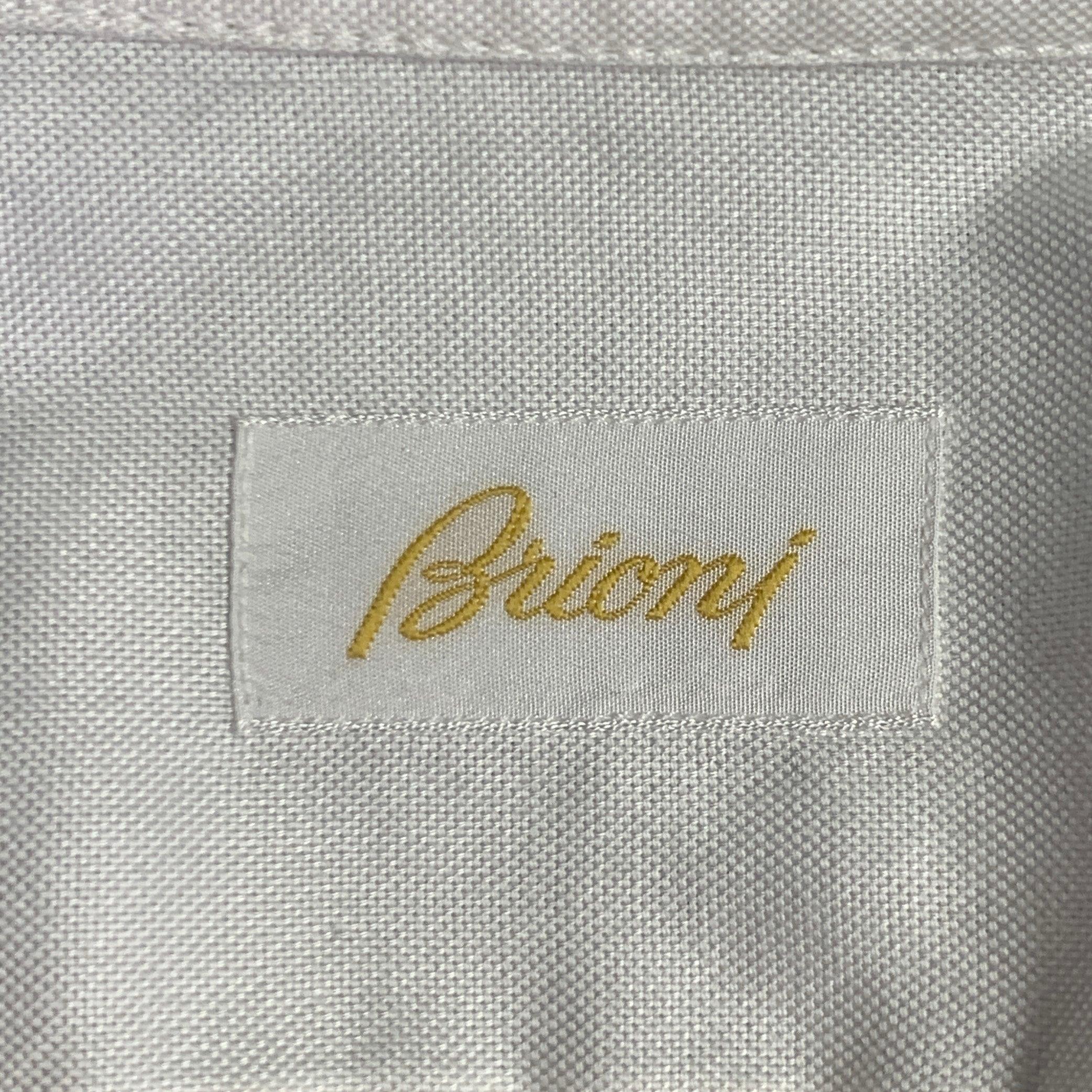 Uomo BRIONI Taglia XL Camicia a maniche lunghe in cotone bianco con due tasche e bottoni automatici in vendita