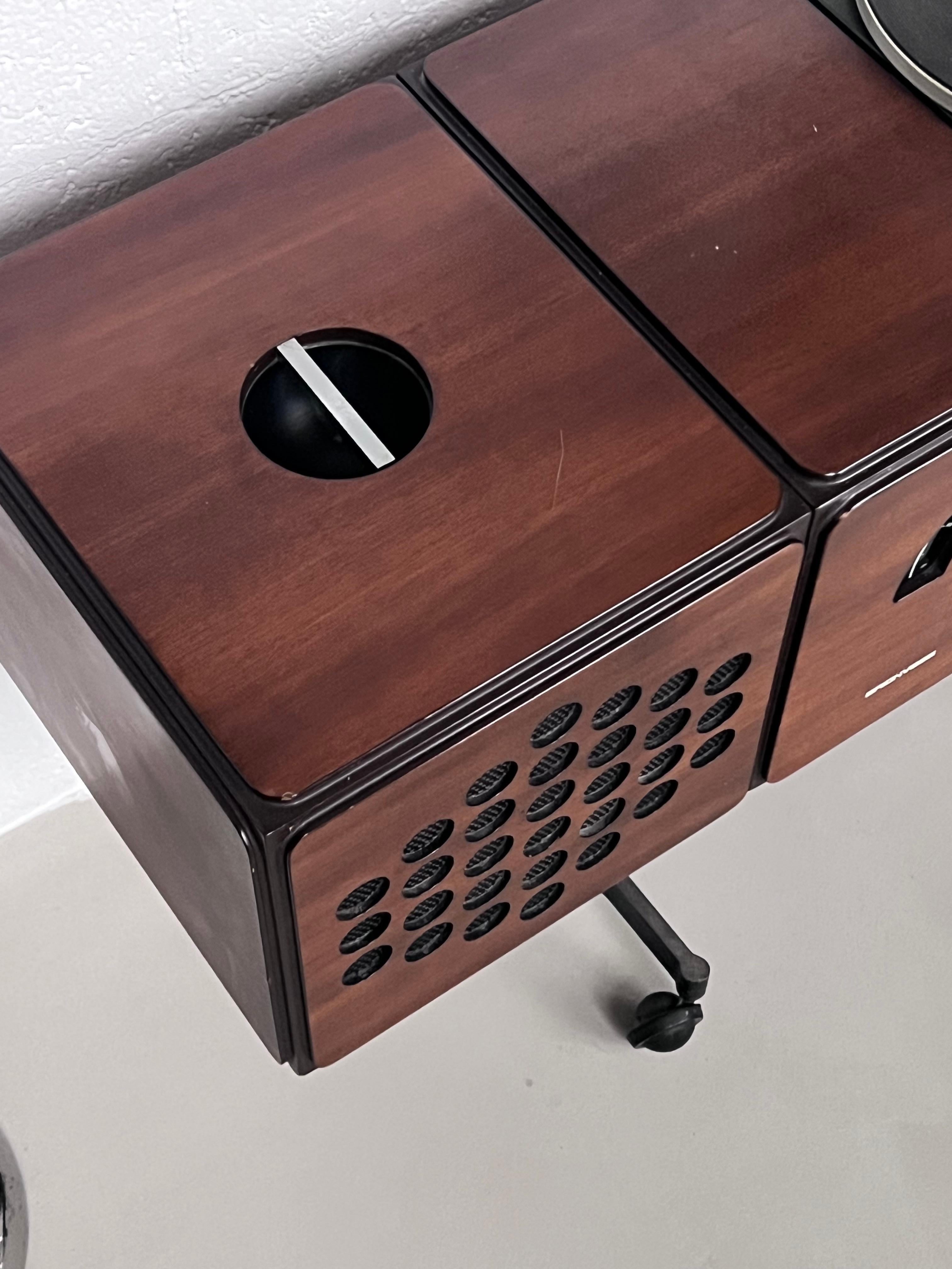 Brionvega RR126, pièce de collection italienne du milieu du siècle dernier Bon état - En vente à Milan, IT