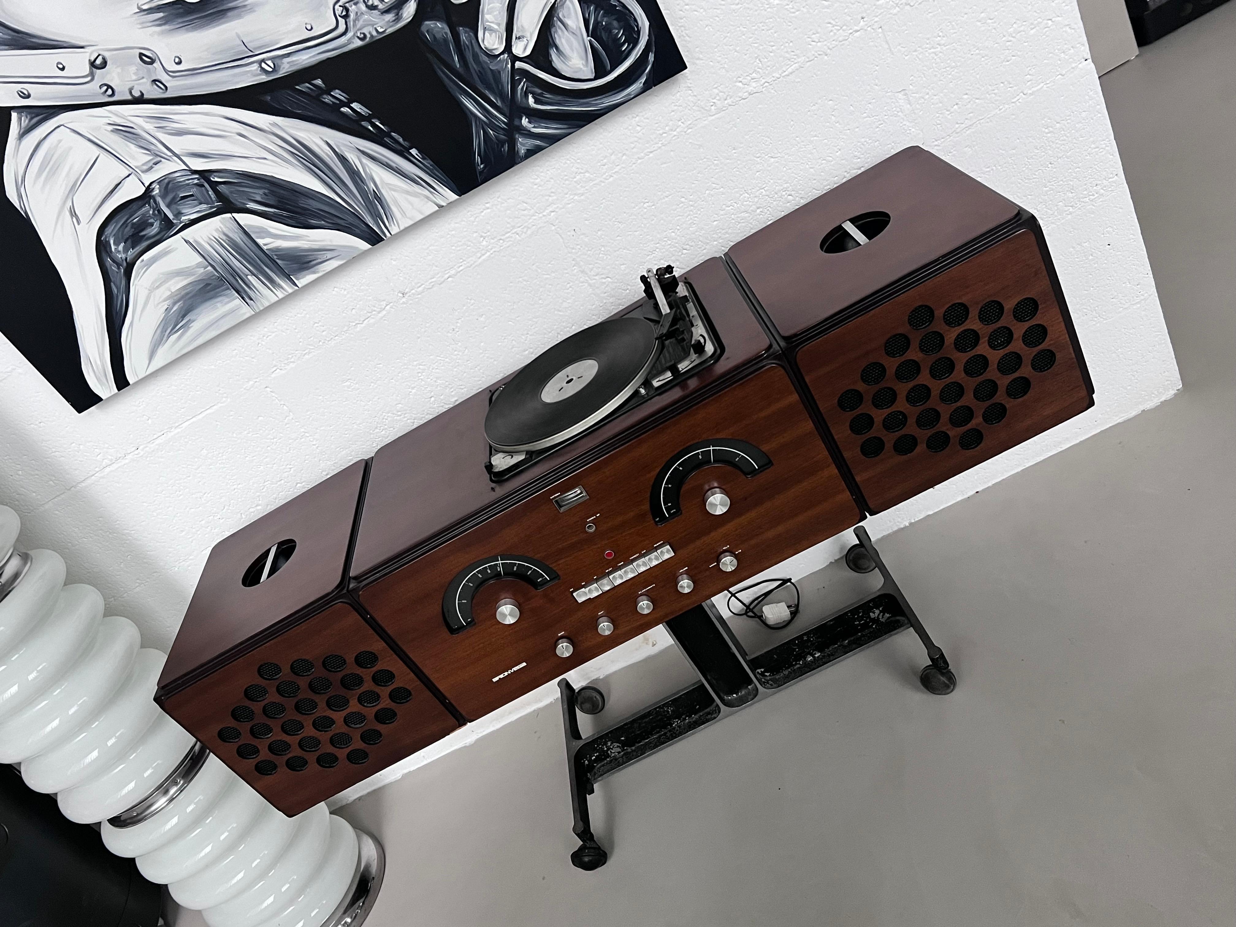 Brionvega RR126, pièce de collection italienne du milieu du siècle dernier en vente 1