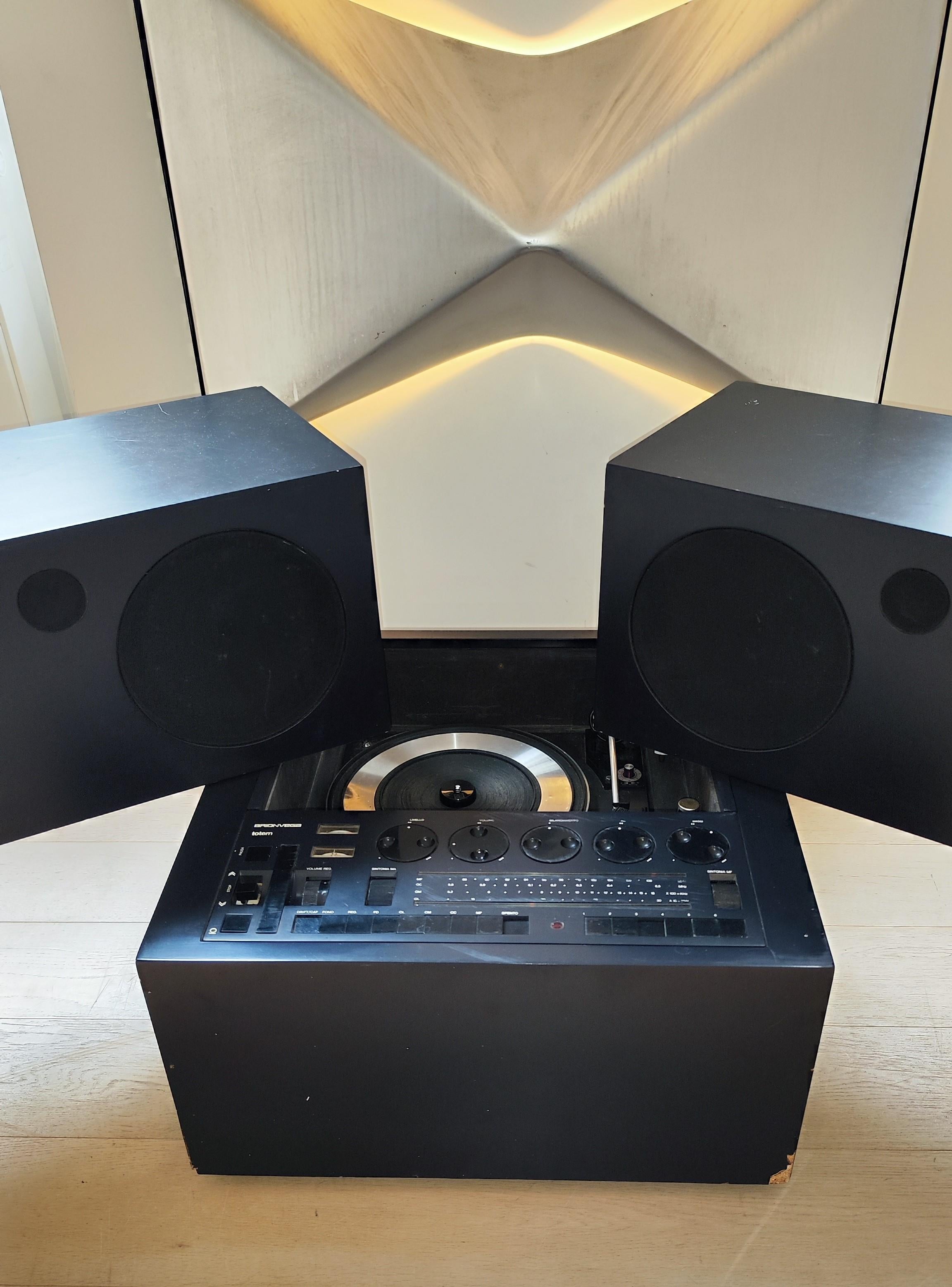 Metal Brionvega RR130 TOTEM Stereo Hifi Radio by Mario Bellini, 1970 Italy