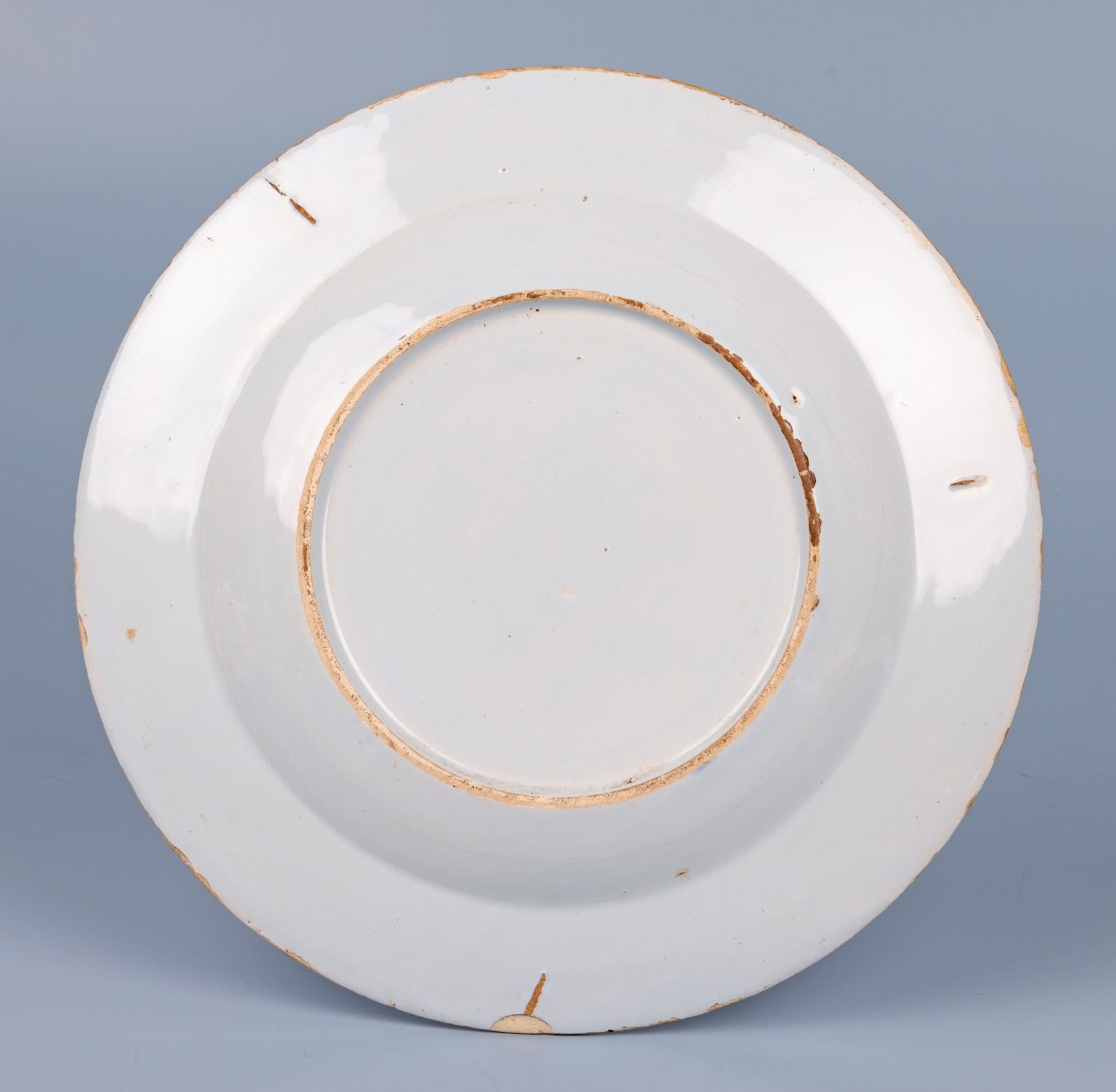 Bristol Delft Bianco-Sopra-Bianco Chinese Scene Pottery Plate For Sale 4
