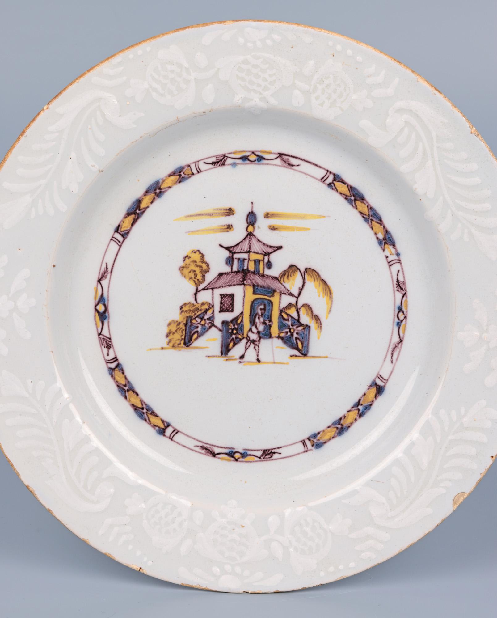 Bristol Delft Bianco-Sopra-Bianco Chinese Scene Pottery Plate For Sale 2