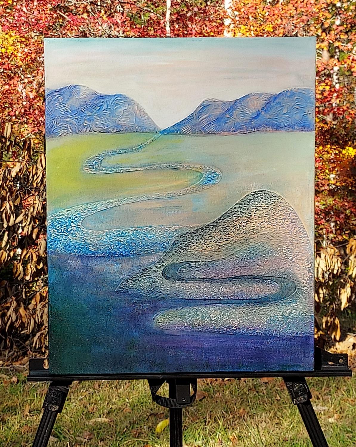 <p>Commentaires de l'artiste<br />Un chemin sinueux traverse un paysage ouvert, s'écoulant des montagnes au premier plan. Une qualité onirique imprègne la composition, nous rappelant que la vie ne se déroule pas en ligne droite. Au contraire, sa