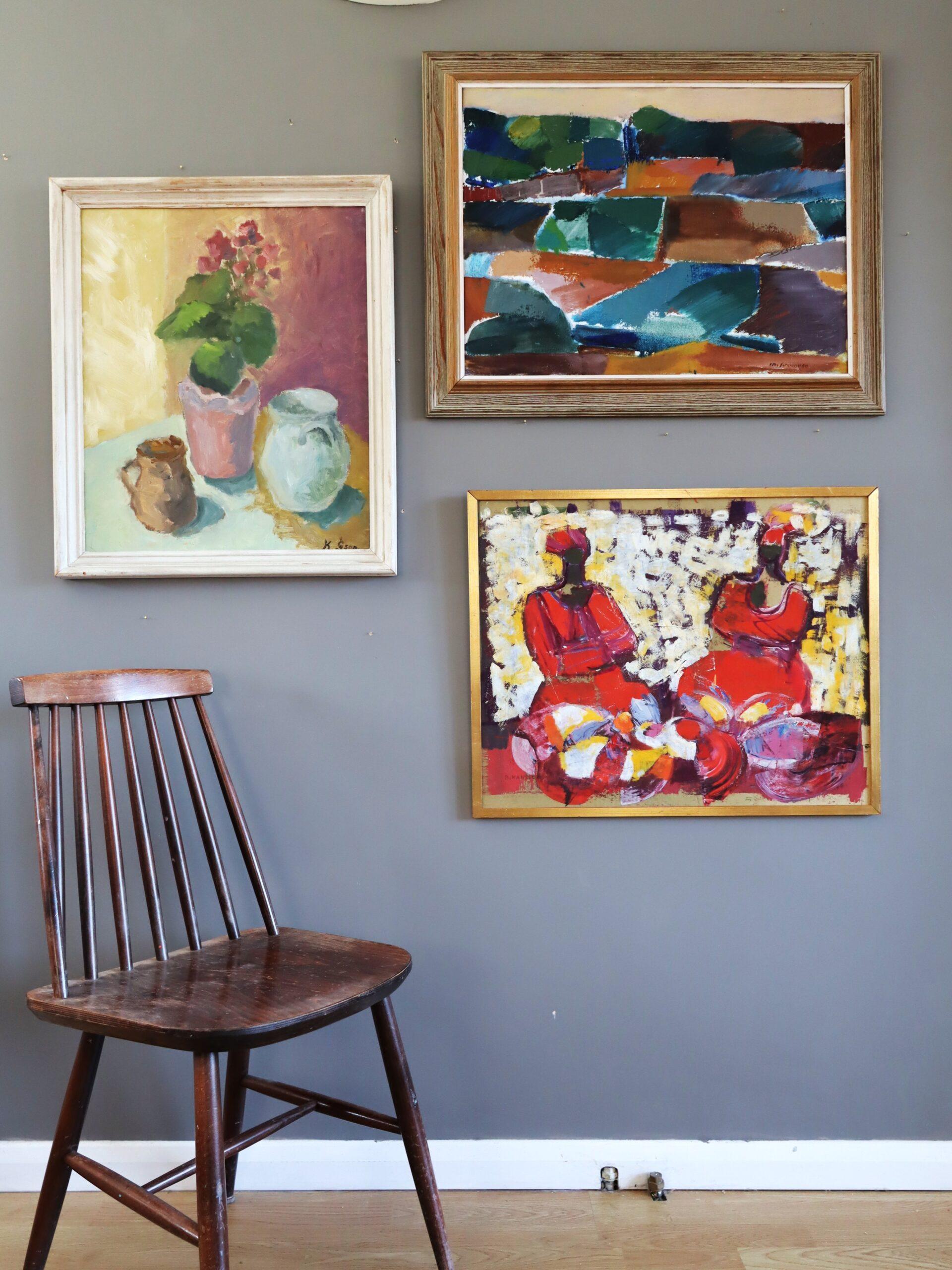 Pintura al óleo figurativa vintage de mediados del siglo XX - Conversación carmesí - Painting Expresionismo abstracto de Brita Hansson