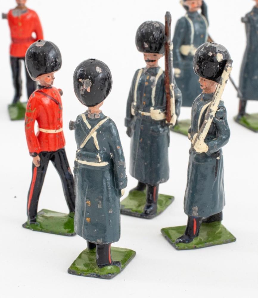 Britains Ltd Artillery Carriage & Lead Soldiers For Sale 2