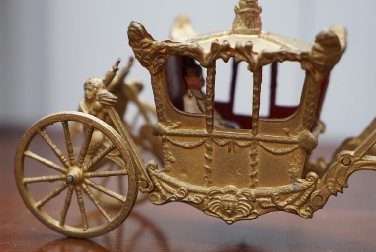 Britain's Stage Coach HM the Queen Elizabeth II Coronation No 1470