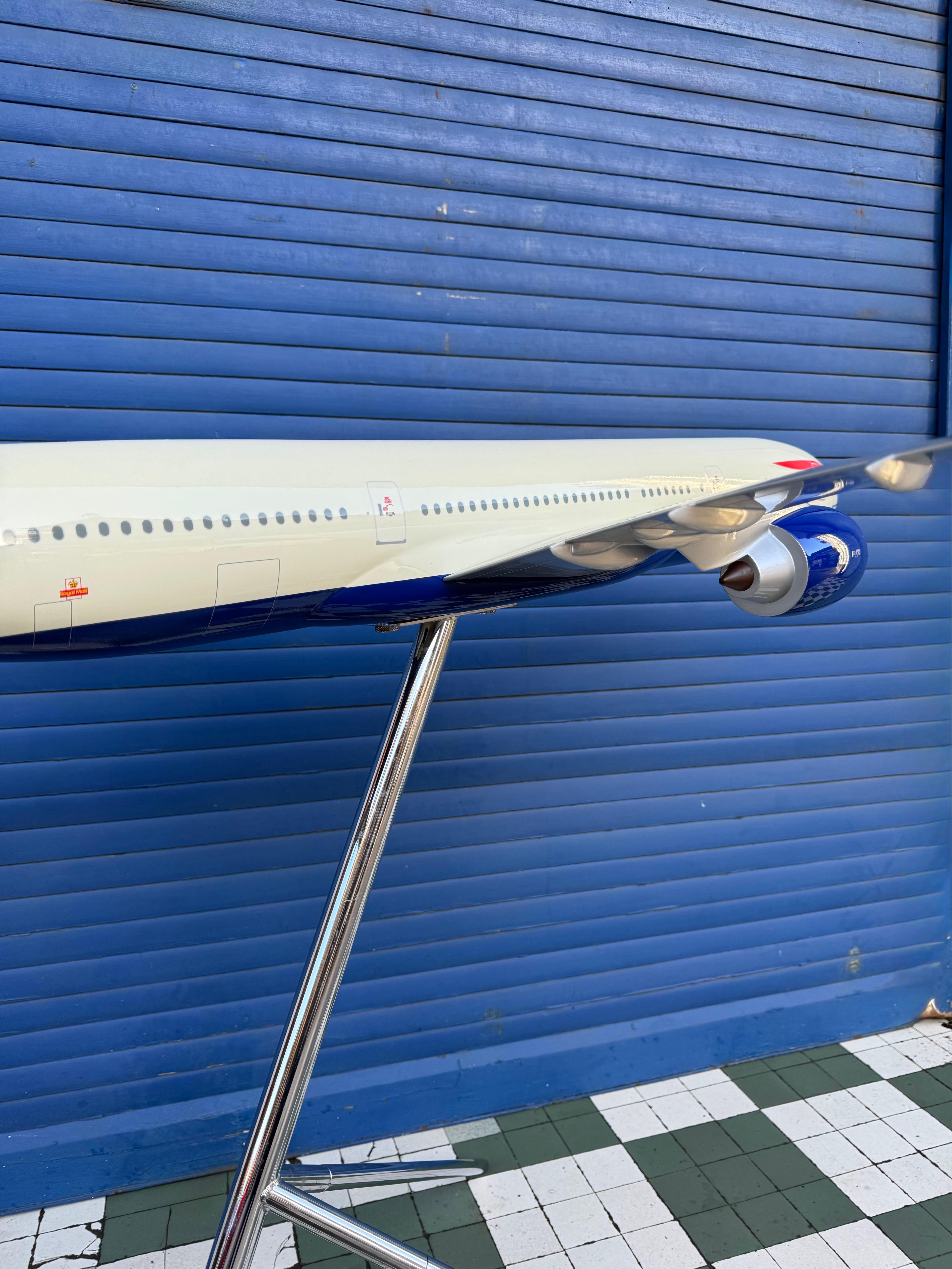 British Airways Boeing 777 travel agent model Plane in vendita 3