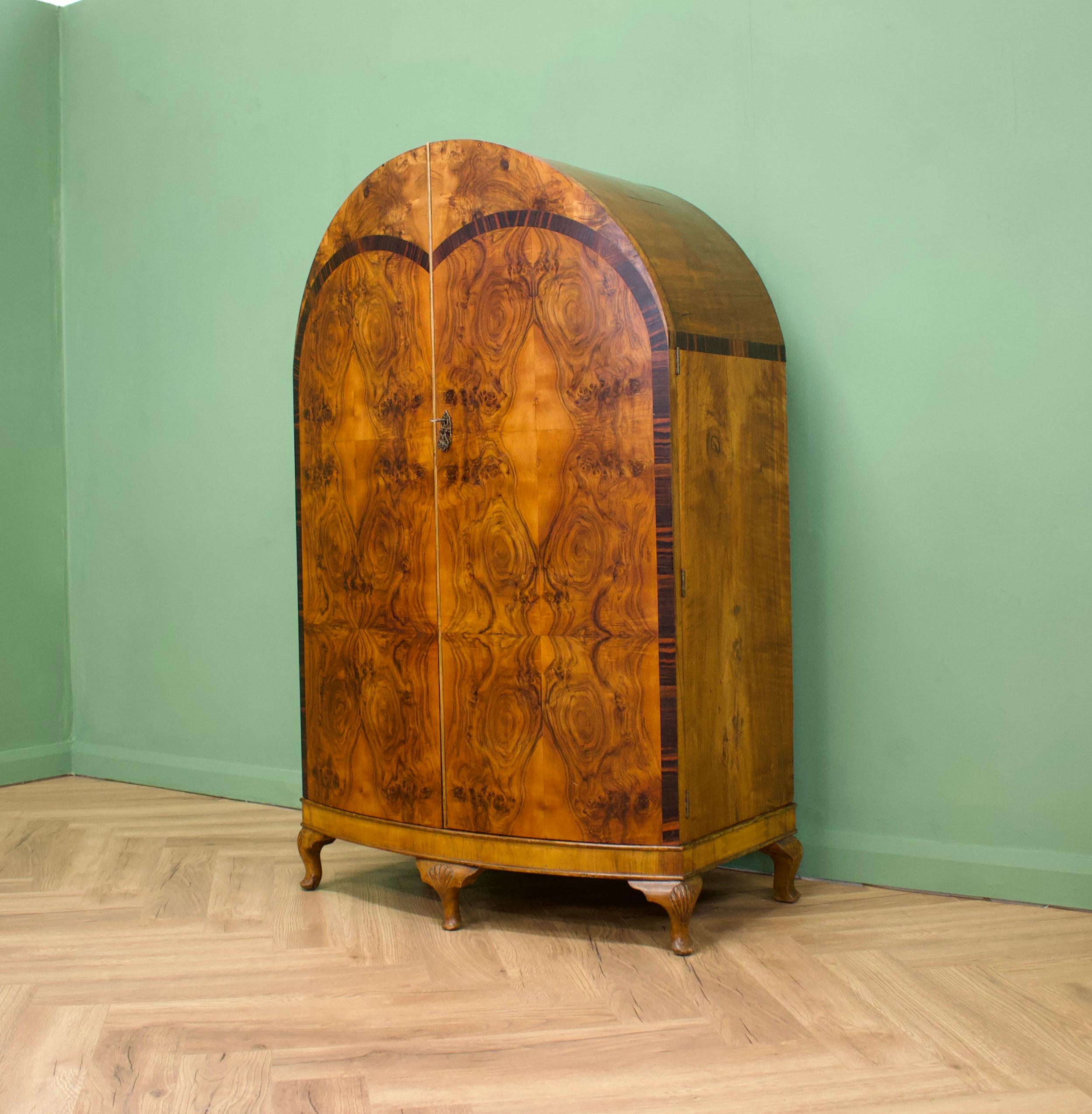 British Art Deco Burr Walnut Compact Wardrobe or Linen Cabinet, circa 1930s In Good Condition In South Shields, GB