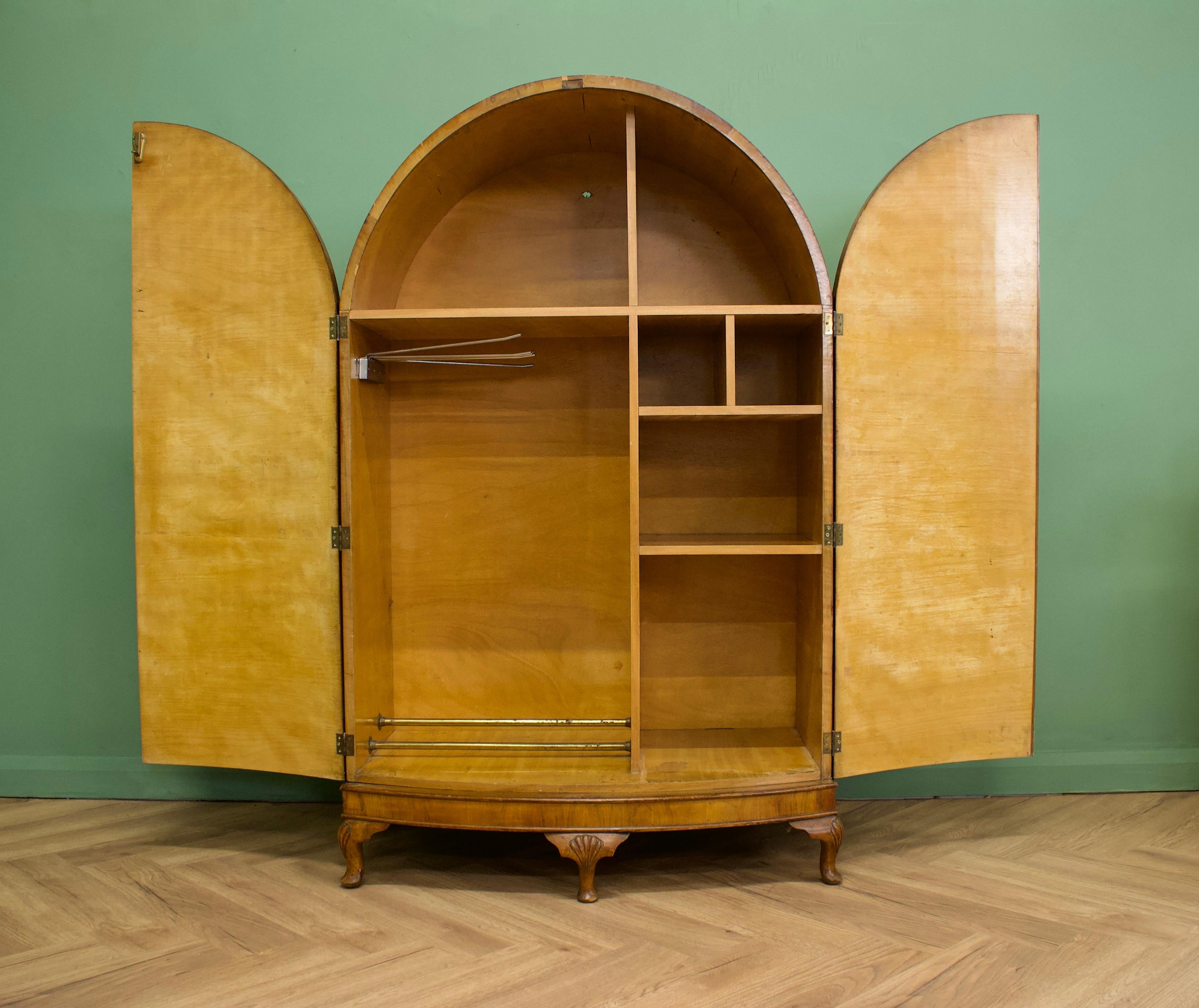 Mid-20th Century British Art Deco Burr Walnut Compact Wardrobe or Linen Cabinet, circa 1930s