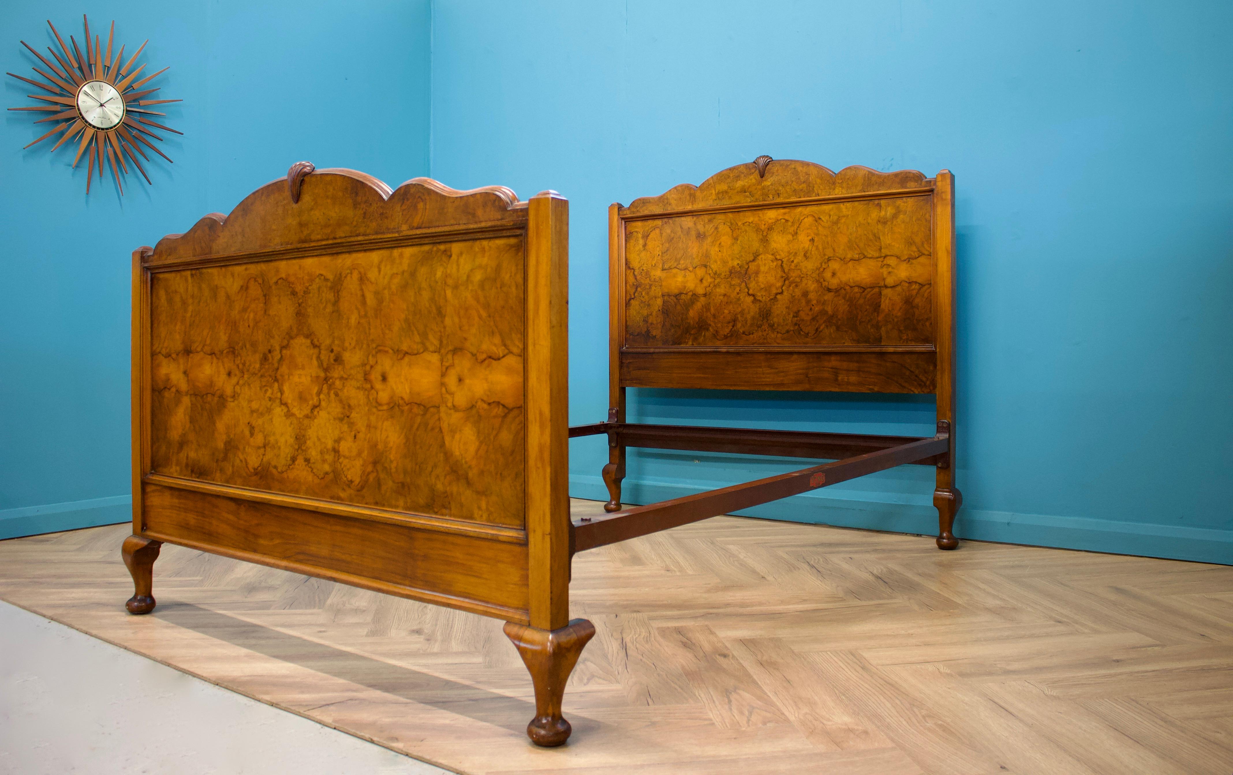 Veneer British Art Deco Burr Walnut Double Bed Frame, 1930s For Sale
