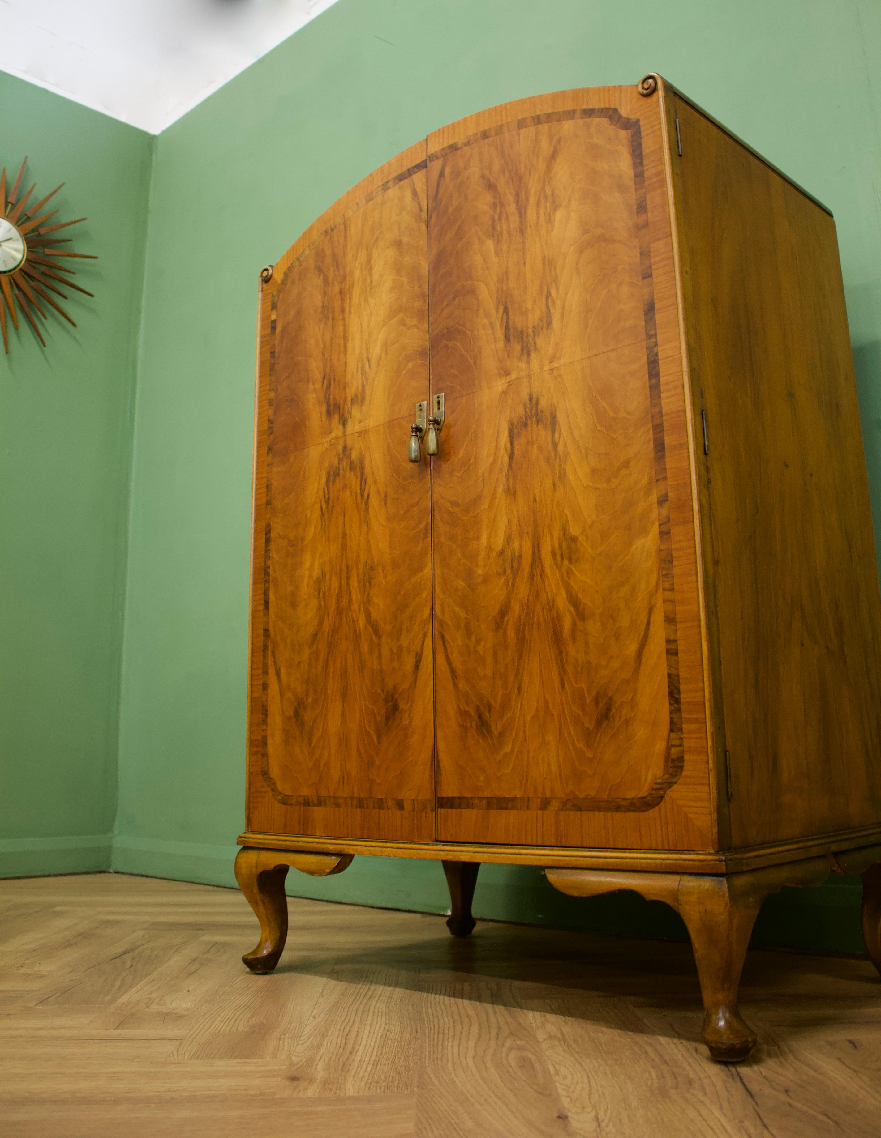 Mid-20th Century British Art Deco Burr Walnut Linen Cabinet, 1930s For Sale
