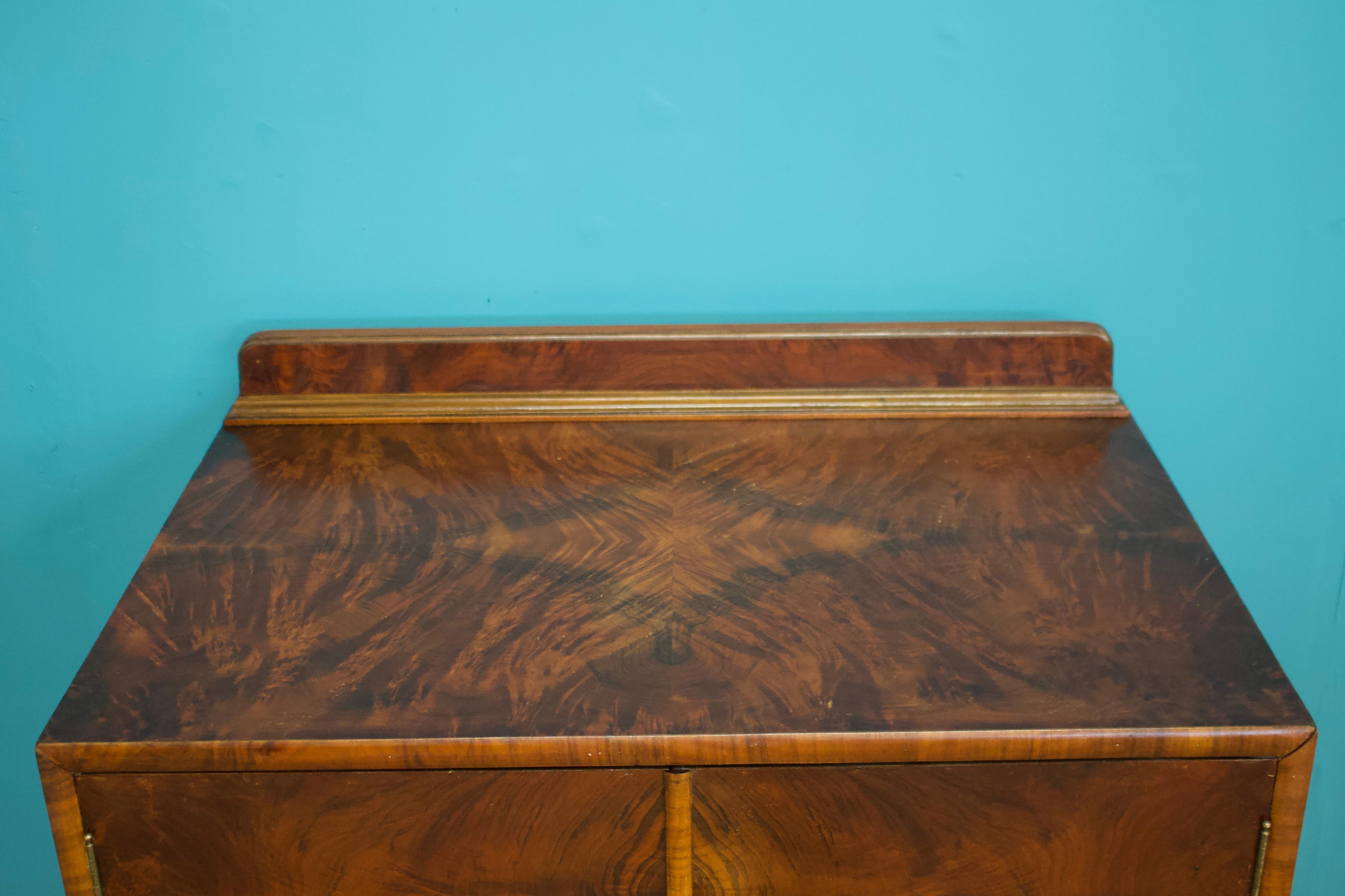 Wood British Art Deco Burr Walnut Linen Cabinet, 1930s