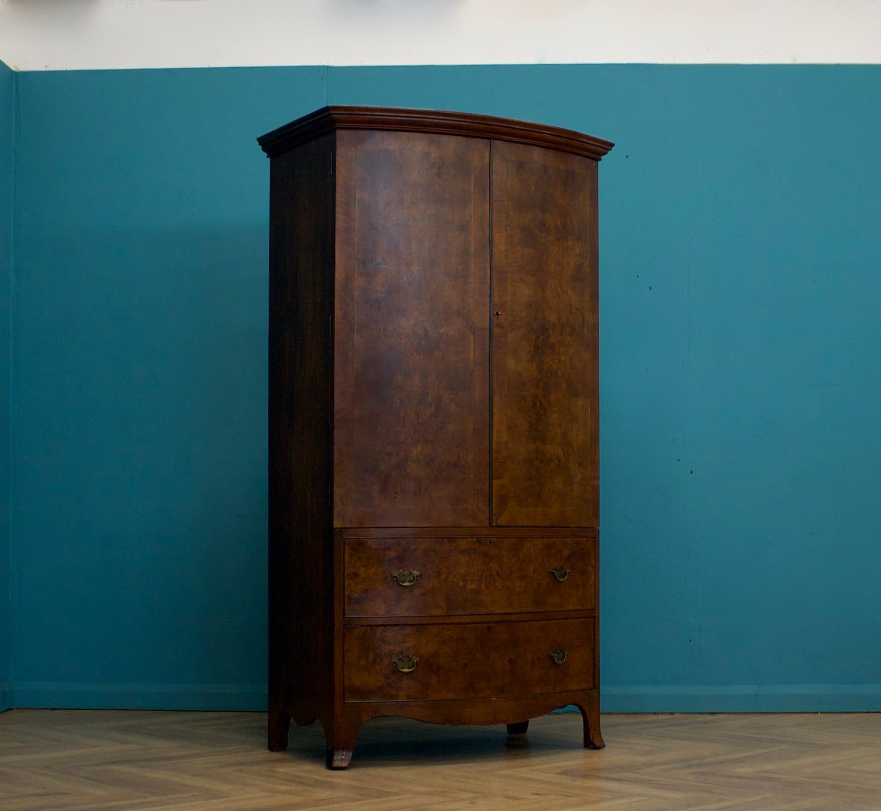 British Art Deco Burr Walnut Wardrobe, 1930s In Good Condition In South Shields, GB