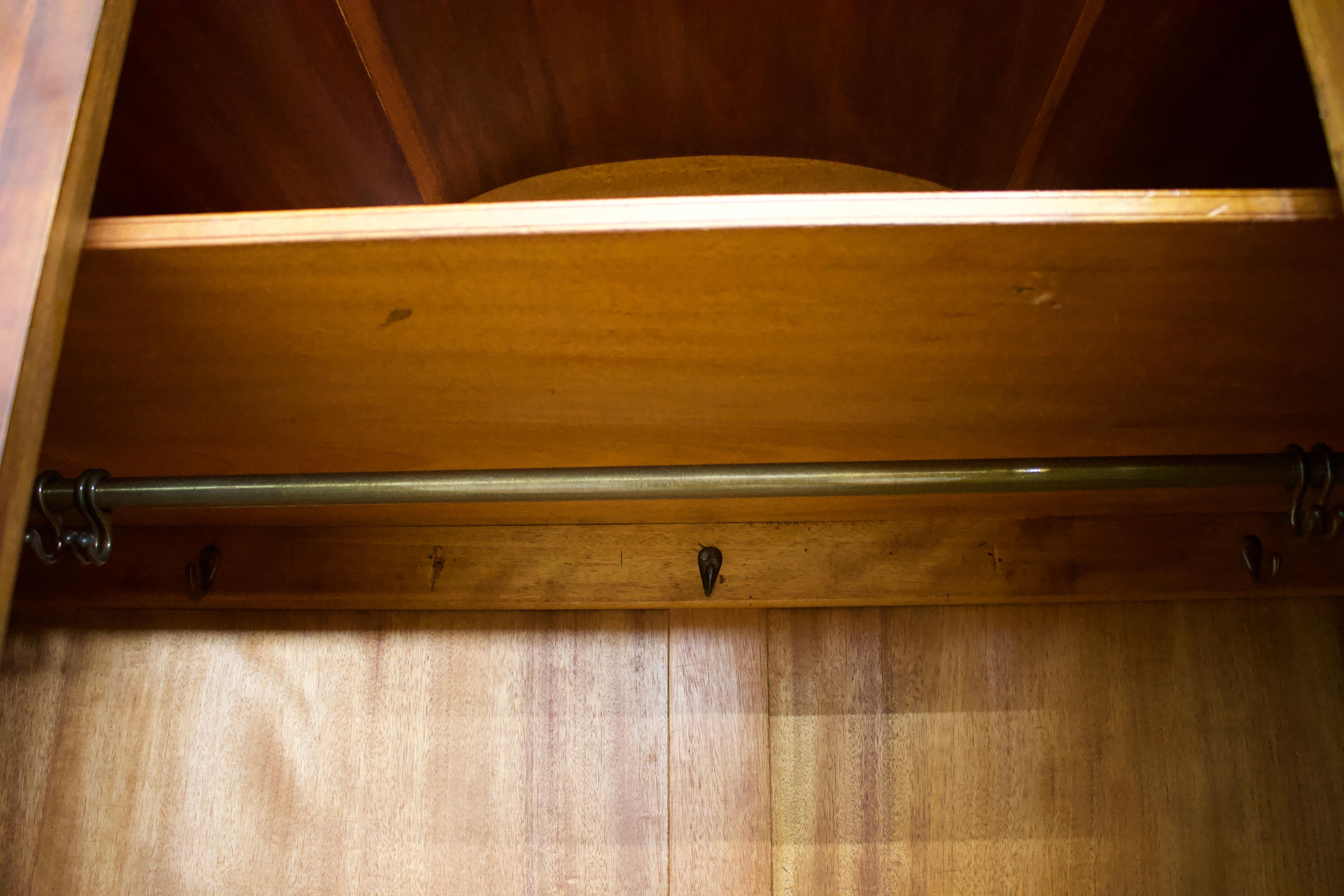 British Art Deco Burr Walnut Wardrobe, 1930s 3