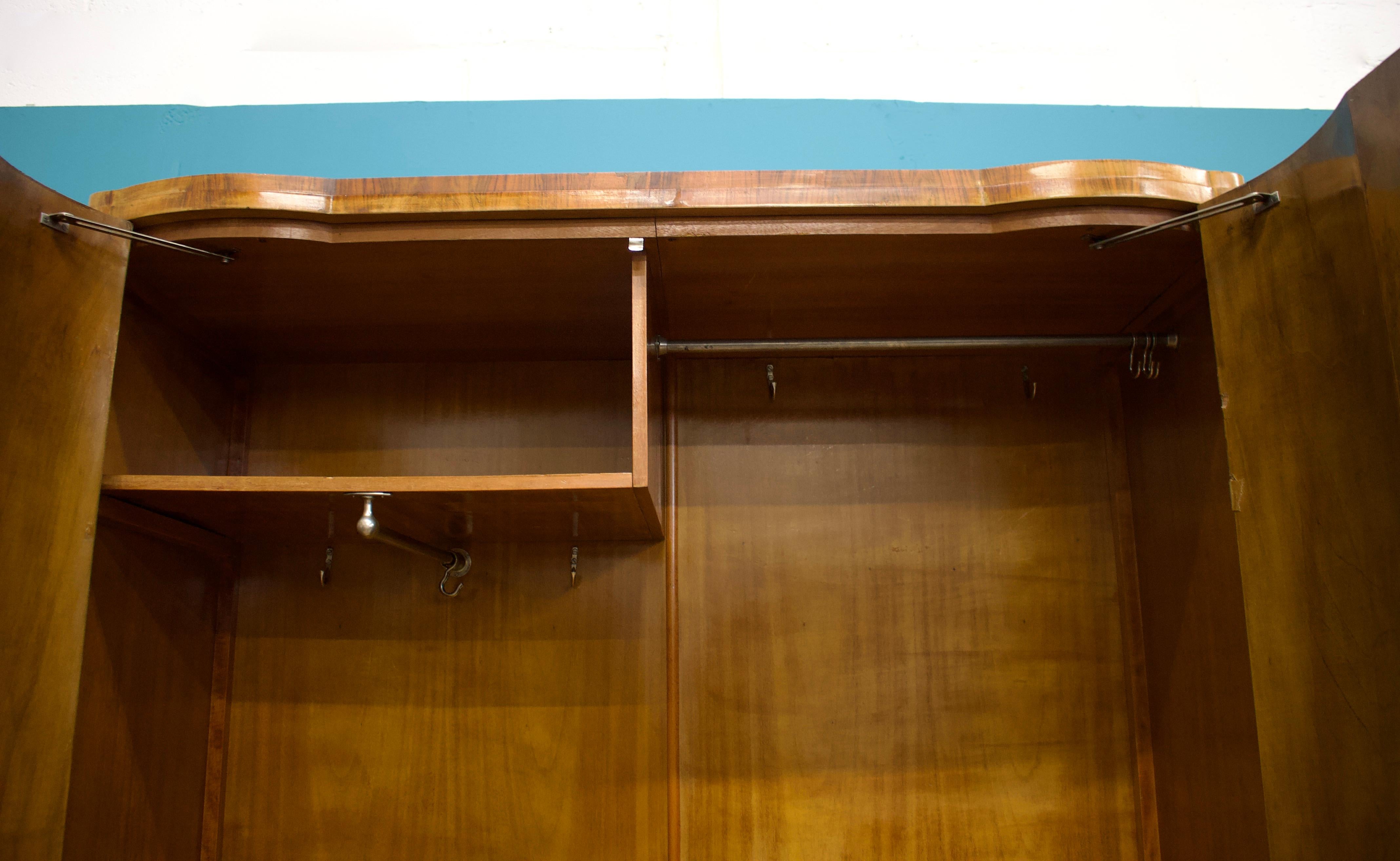 British Art Deco Burr Walnut Wardrobe, 1930s 3