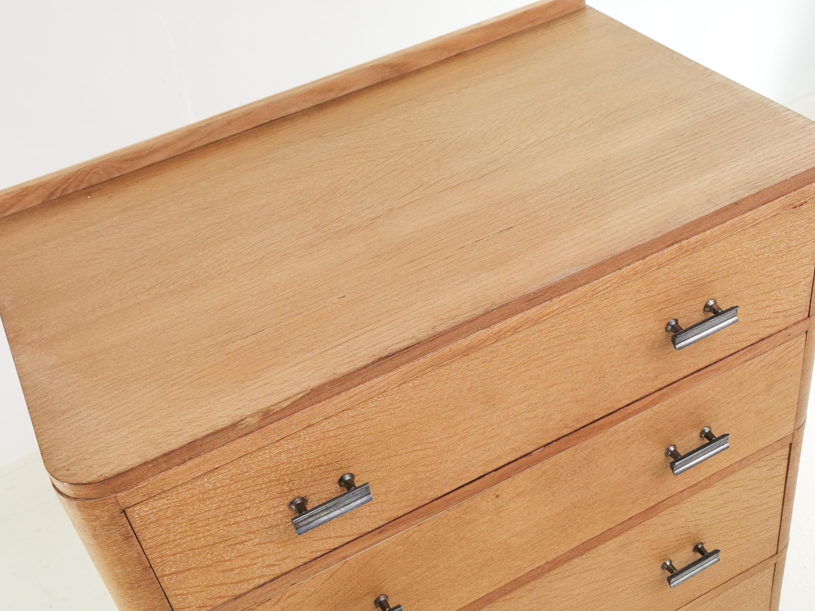 British Art Deco Chest of Drawers in Limed Oak, 1930s 2