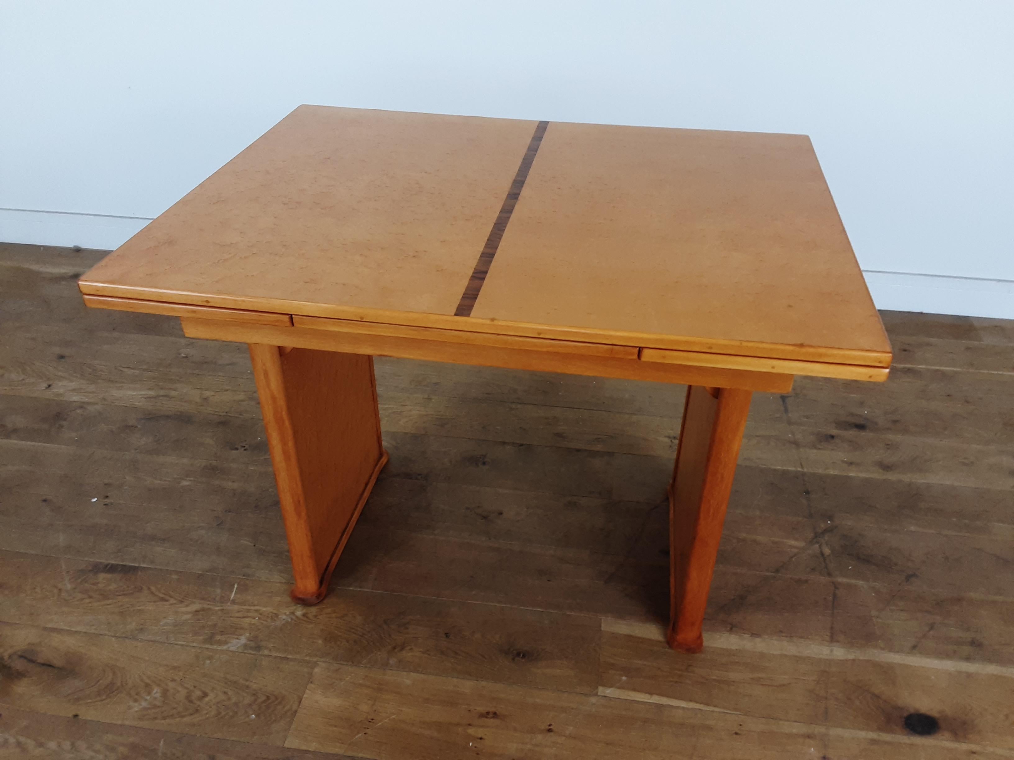 British Art Deco Extendable Dining Table in Bird's-Eye Maple with Walnut Trims For Sale 7