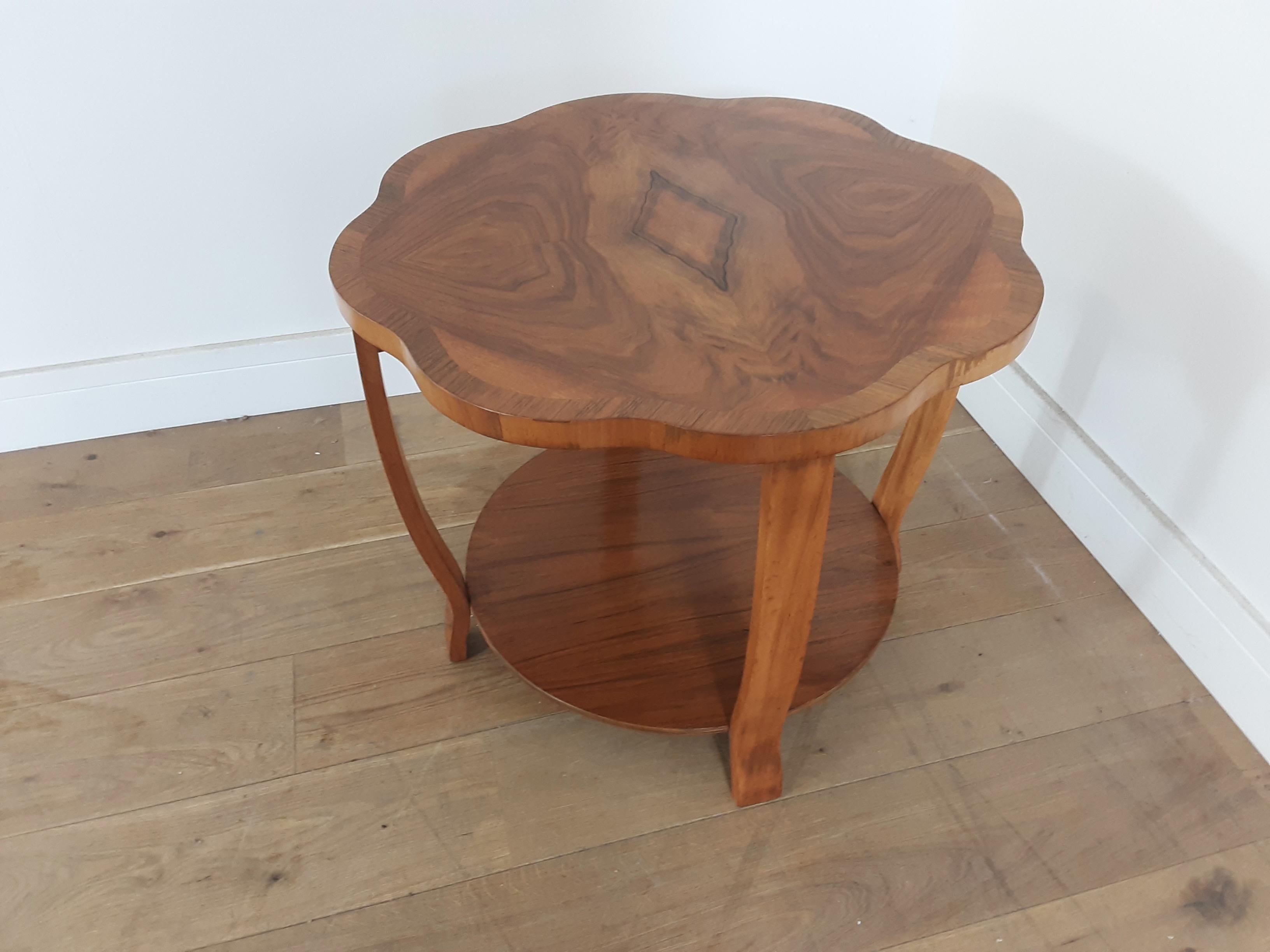 British Art Deco Figured Walnut Table with a Beautiful Scalloped Edge For Sale 2