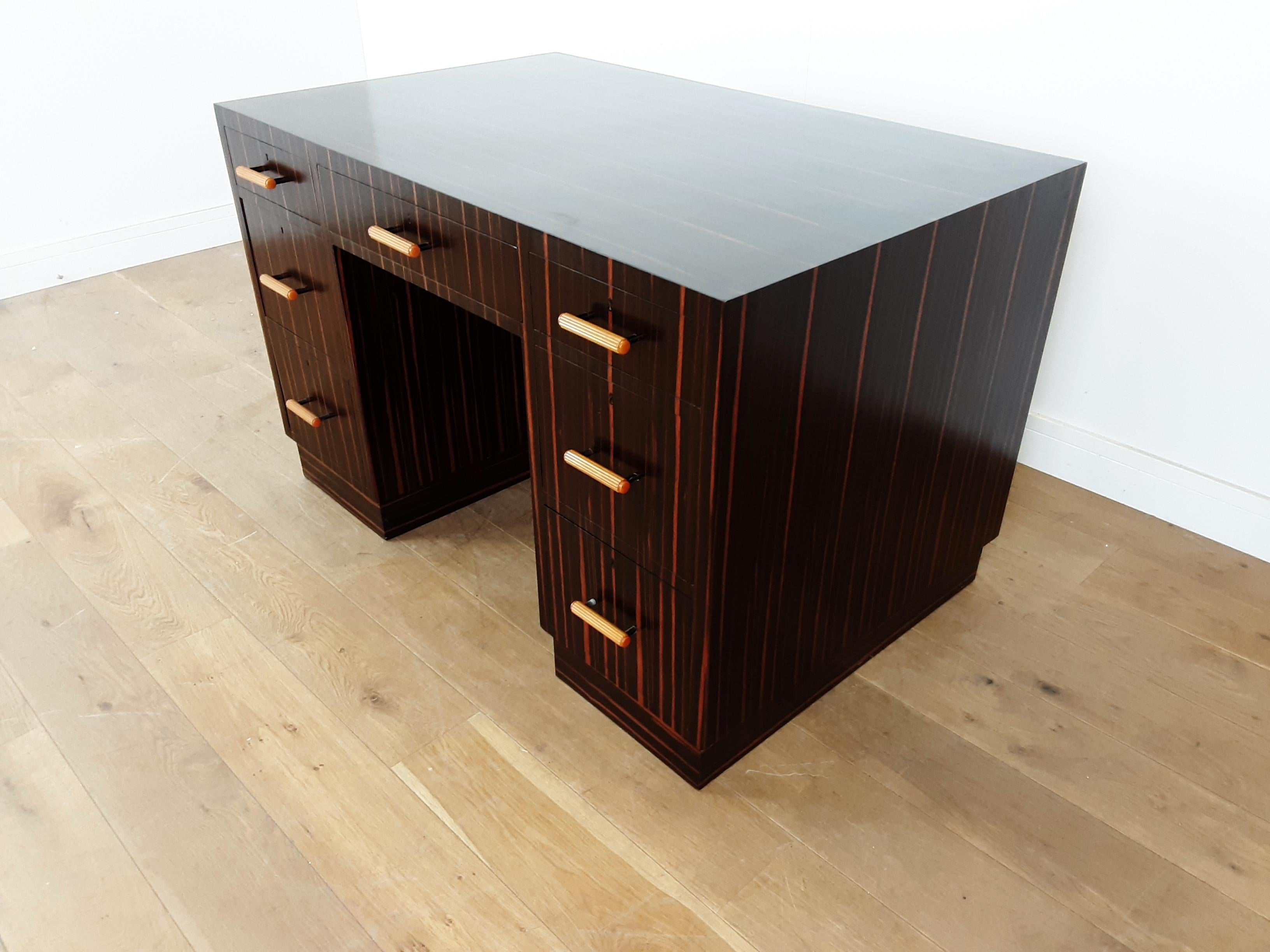 British Art Deco Macassar Desk with Bakelite Handles In Good Condition In London, GB