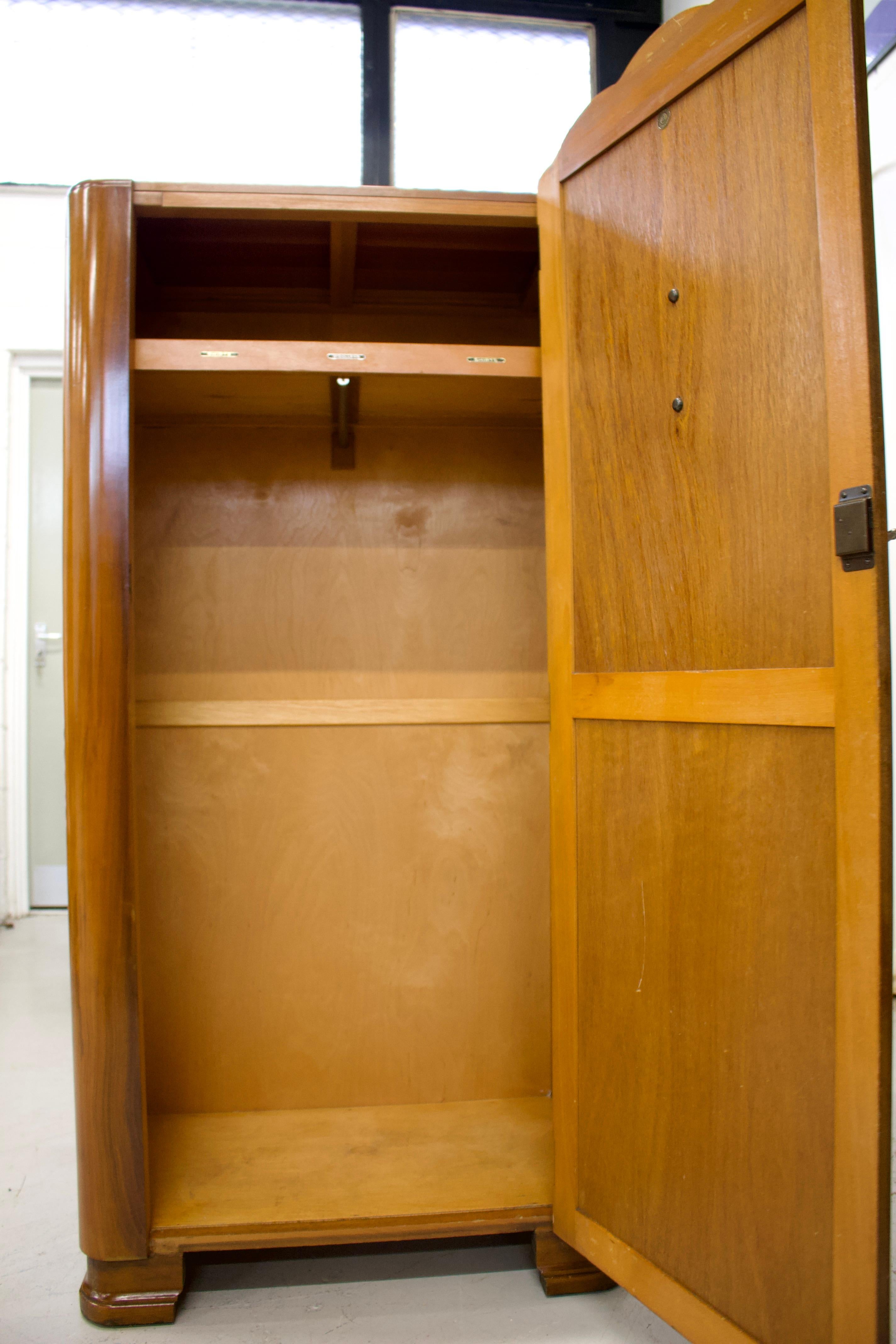 British Art Deco Style Walnut Small Wardrobe from Harris Lebus, 1940s 3