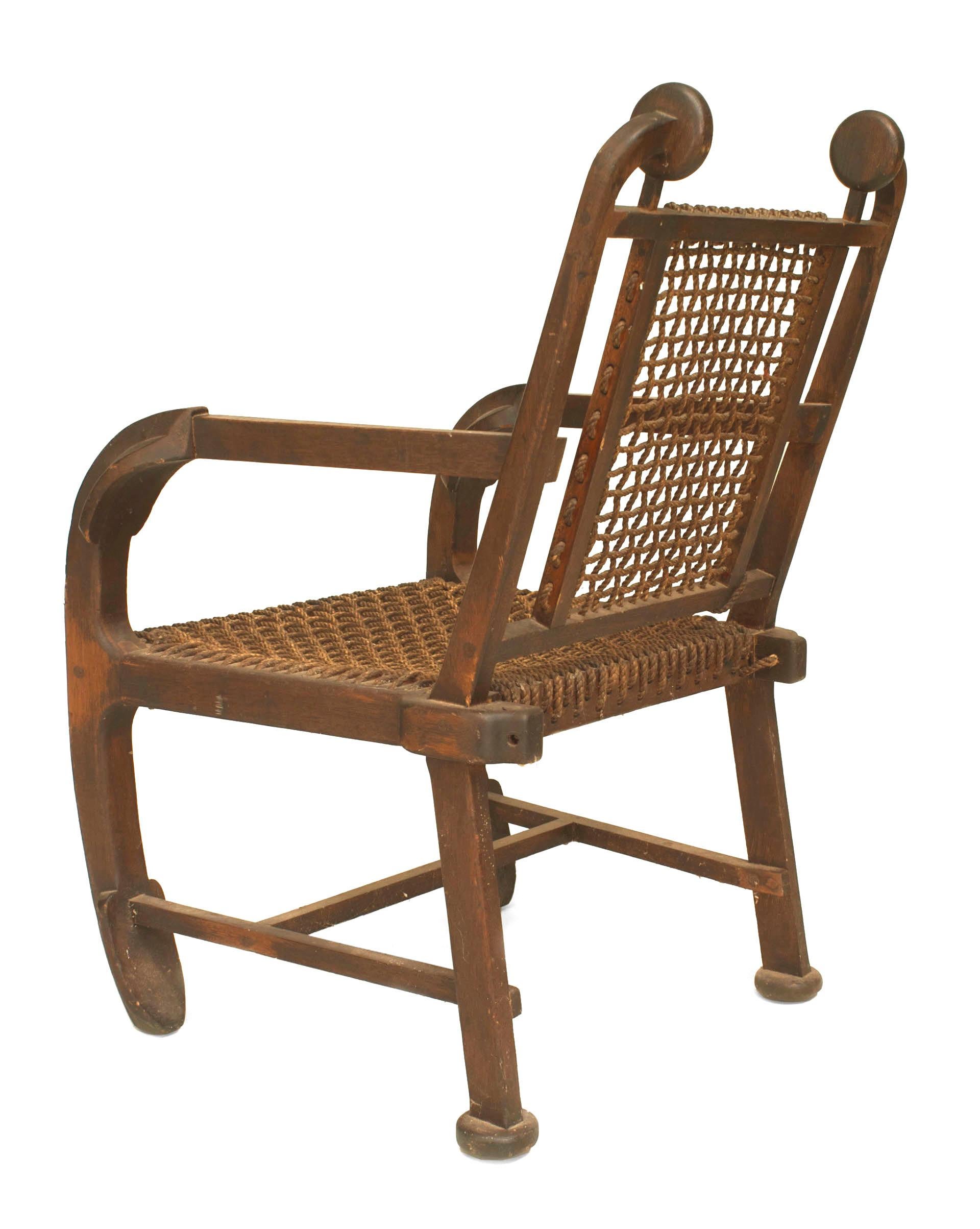 Arts & Crafts Oak Arm Chair In Good Condition For Sale In Queens, NY