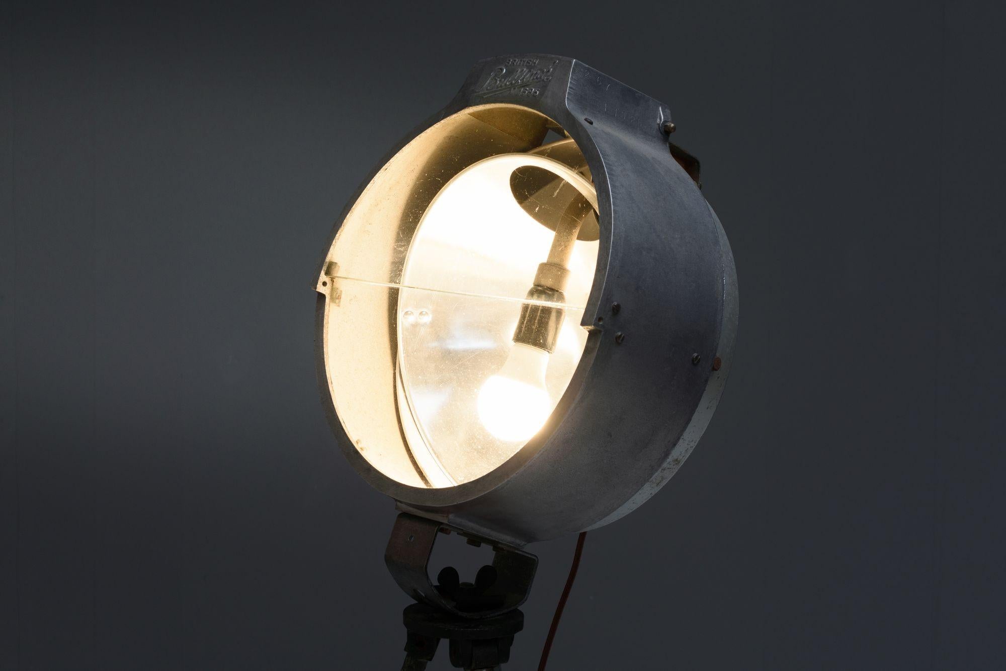 Britisches Bullfinch-Floodlight (Mitte des 20. Jahrhunderts) im Angebot