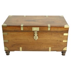 Arcón, Baúl o Mesa de Centro de Madera de Alcanfor de Campaña Británica, Principios de 1900