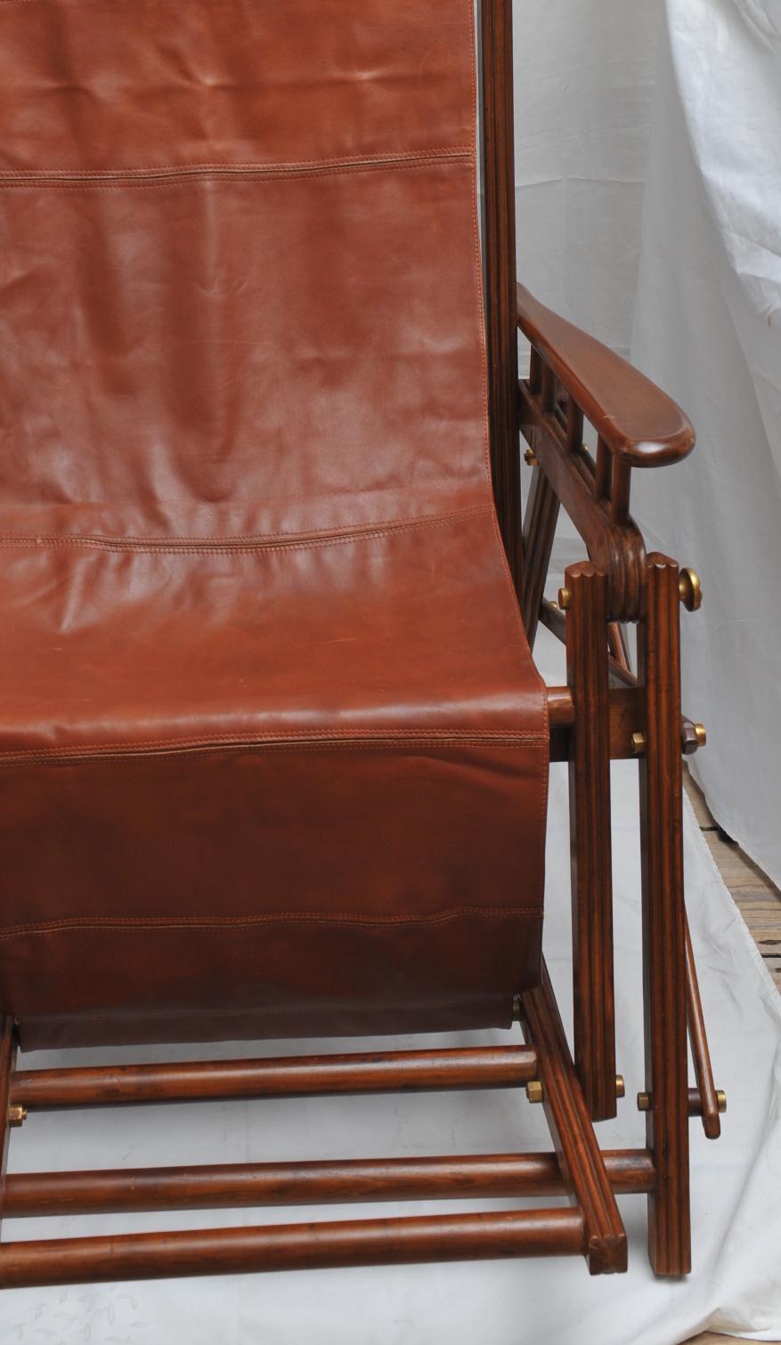 British Campaign Folding Teak and Leather Safari Chair and Recliner, Early 1900s In Good Condition In Nantucket, MA