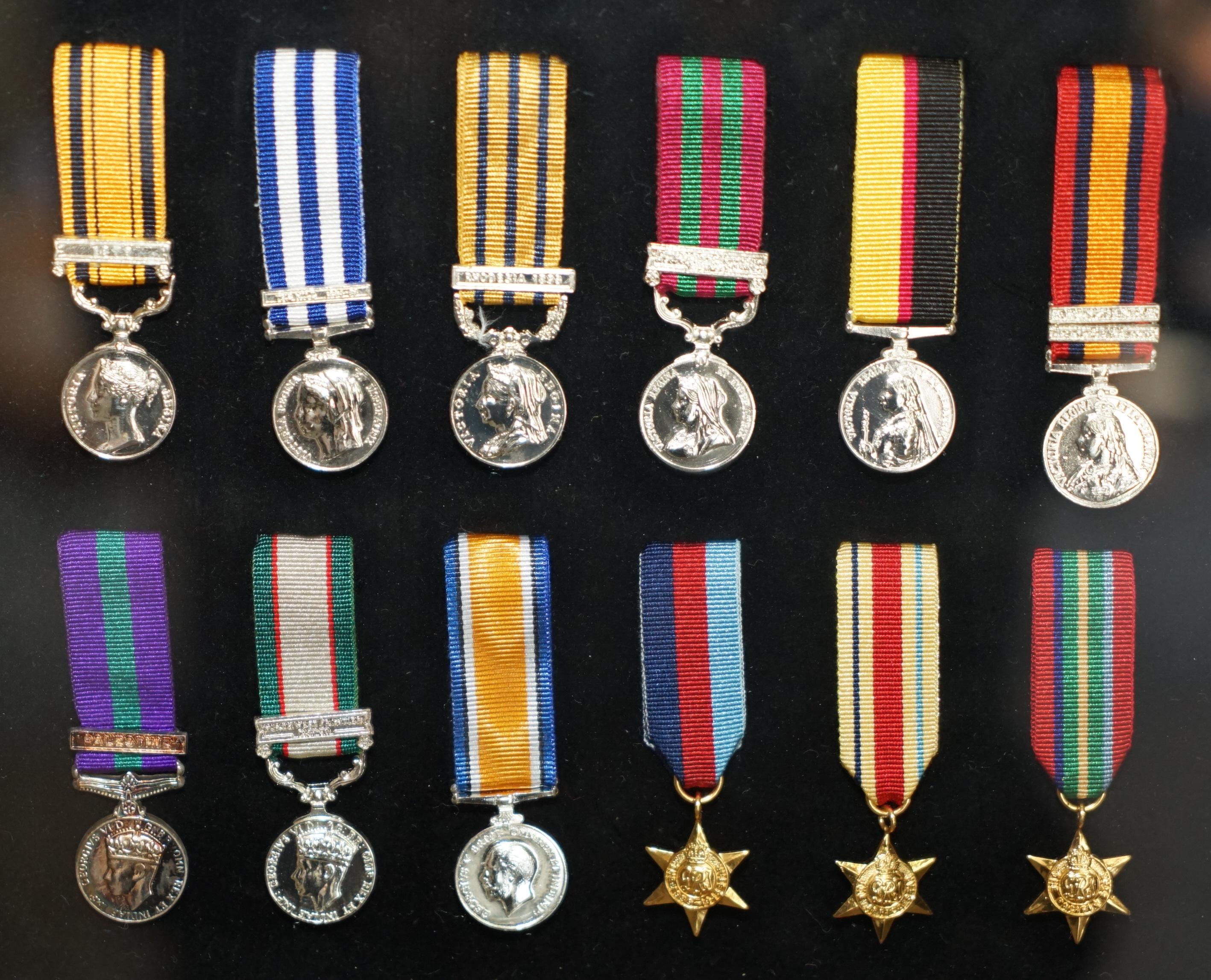 BRITISH CAMPAIGN & GALLANTRY MEDALS DiSPLAY PICTURE VERY DECORATIVE EXAMPLE For Sale 5