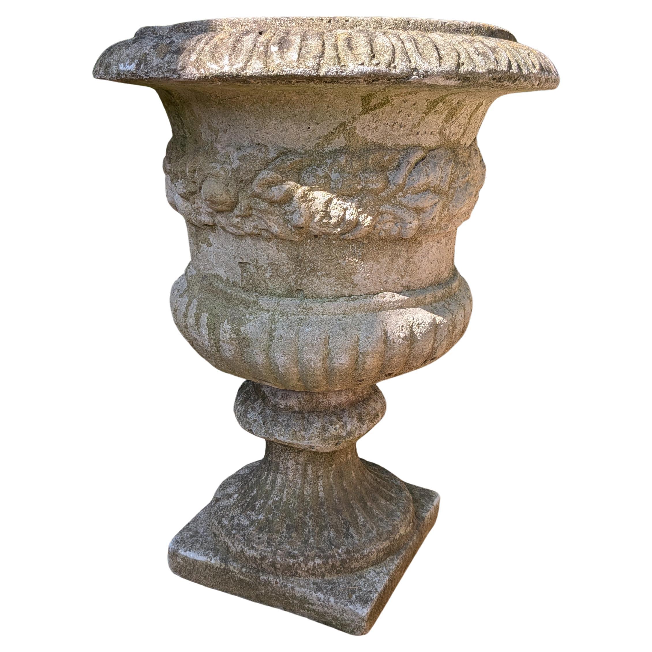 Fioriera / Urna / Jardiniere in pietra fusa britannica