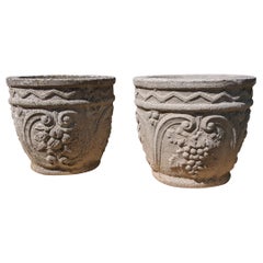 Britische Pflanzgefäße aus Gussstein / Jardinieres