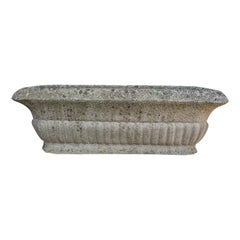 Britischer Gussstein-Trogpflanzer / Jardiniere