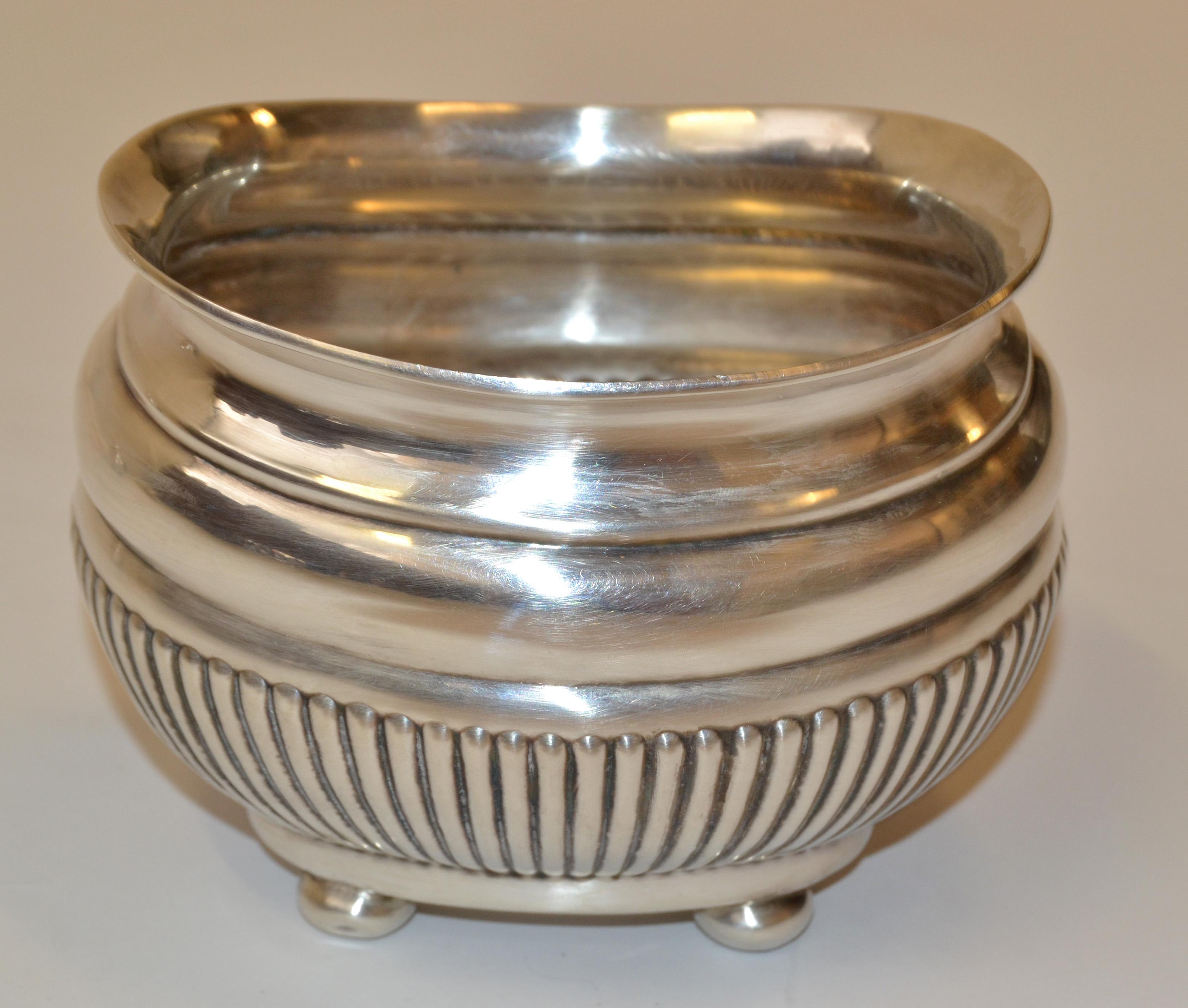 Antikes Cheltenham-Silber-Couchtisch aus der britischen Kolonialzeit von 1910 aus Old Sheffield, England im Angebot 2