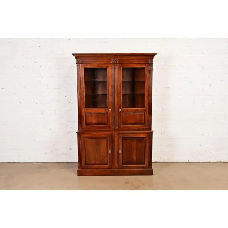 American British Colonial Carved Cherry Wood Lighted Bookcase Cabinet For Sale