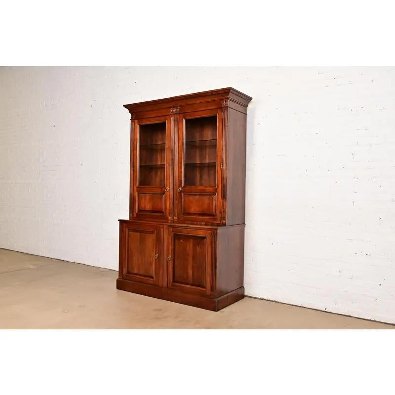 British Colonial Carved Cherry Wood Lighted Bookcase Cabinet In Good Condition For Sale In South Bend, IN