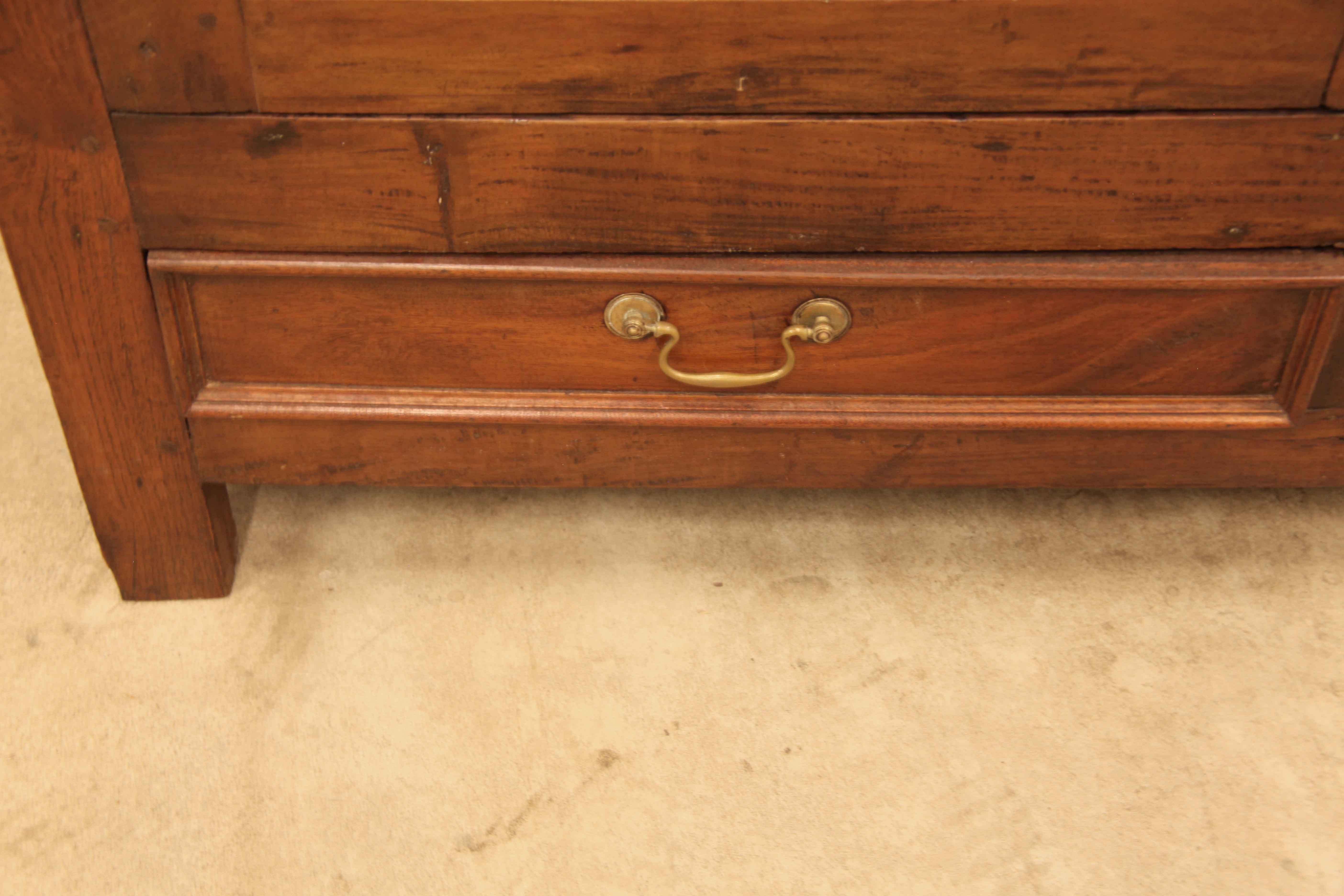 British Colonial Carved Teak Linen Press For Sale 3
