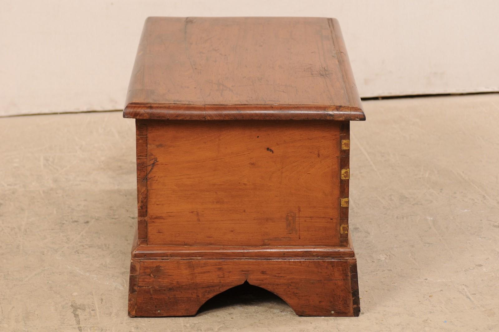 British Colonial Chest or Trunk with Compartments & Beautiful Floral Brass Inlay In Good Condition In Atlanta, GA