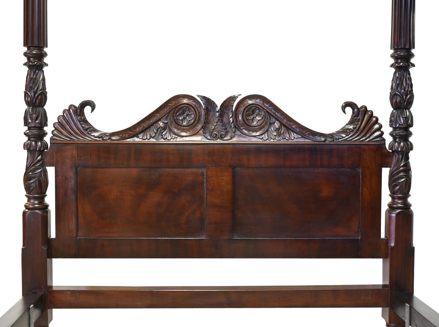 Turned Antique British Colonial Four Poster Queen-Size Bed in Cuban Mahogany, c. 1820