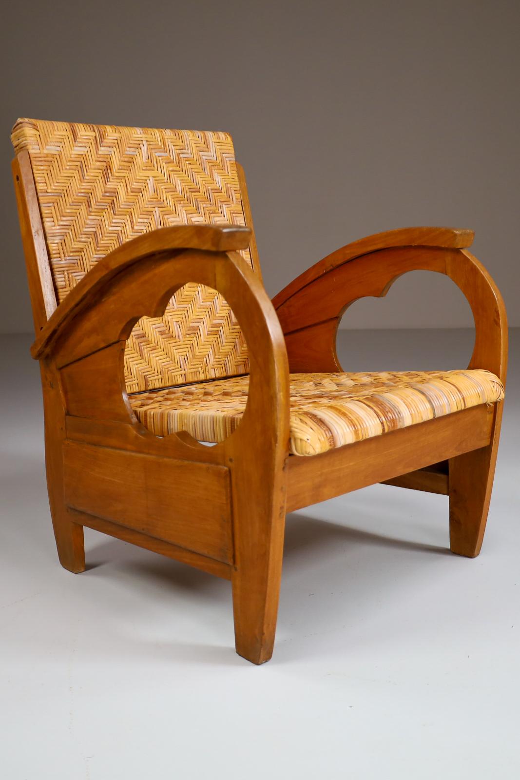 British Colonial Rattan and Wood Art Deco Arm Chair, India, 1920s For Sale 2