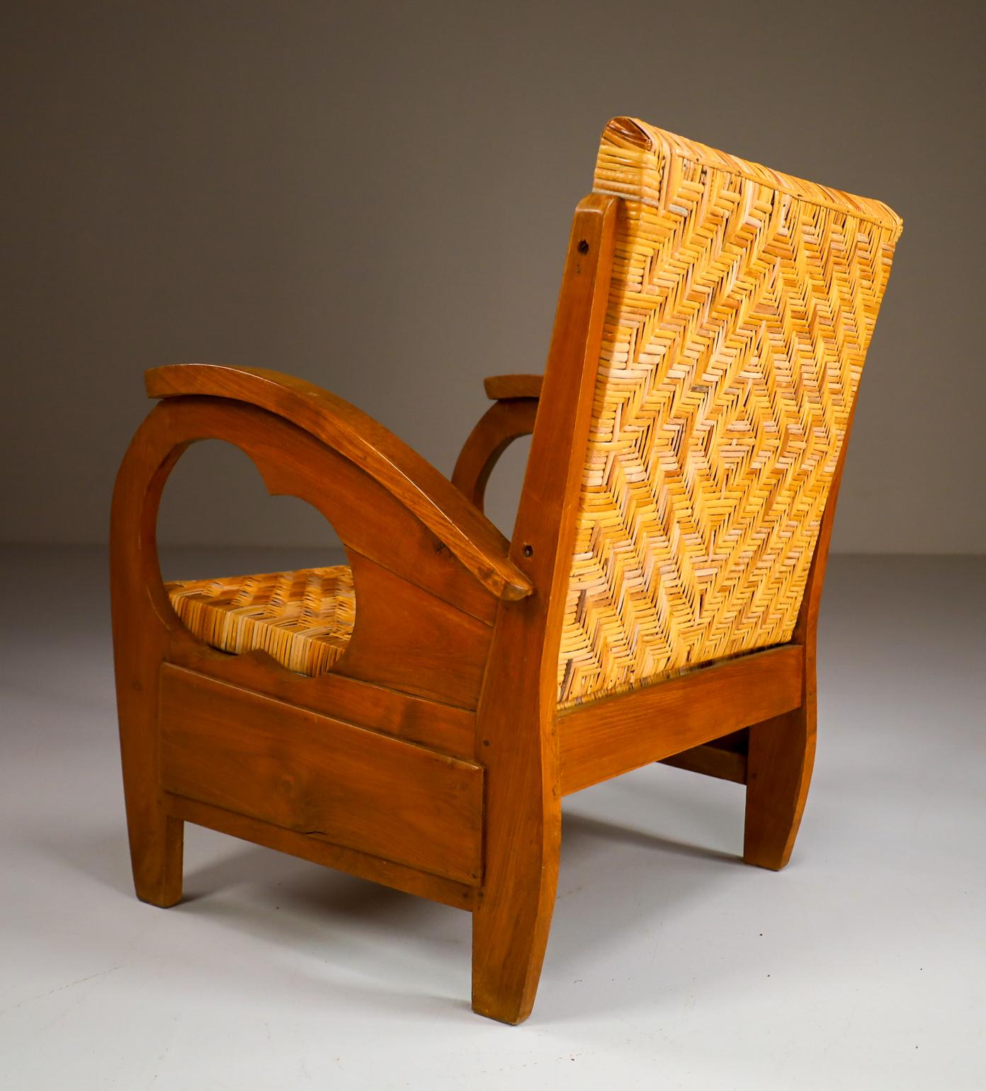 Indian British Colonial Rattan and Wood Art Deco Arm Chair, India, 1920s For Sale