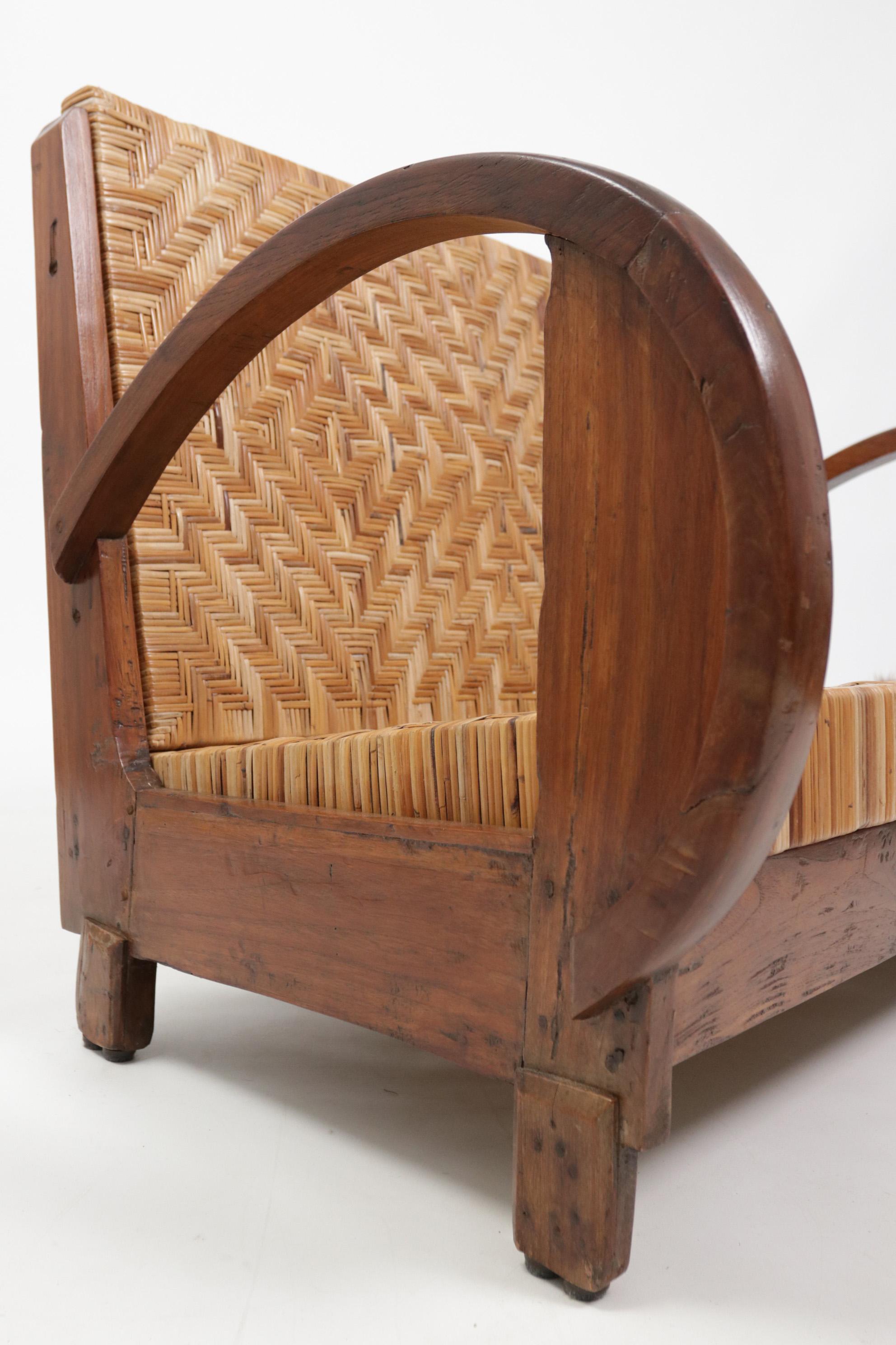 Early 20th Century British Colonial Rattan and Wood Art Deco Lounge Sofa, c. 1920s