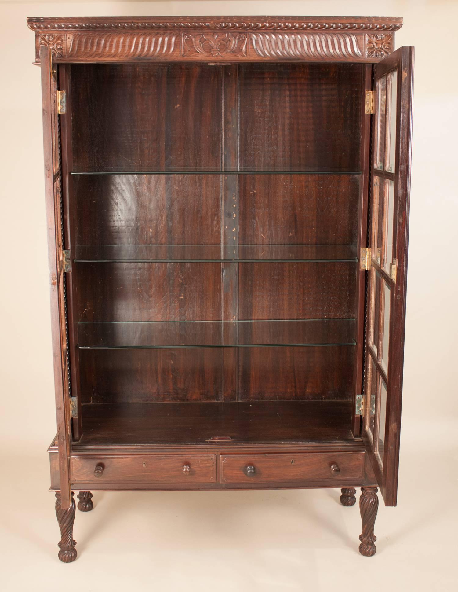 colonial cabinet